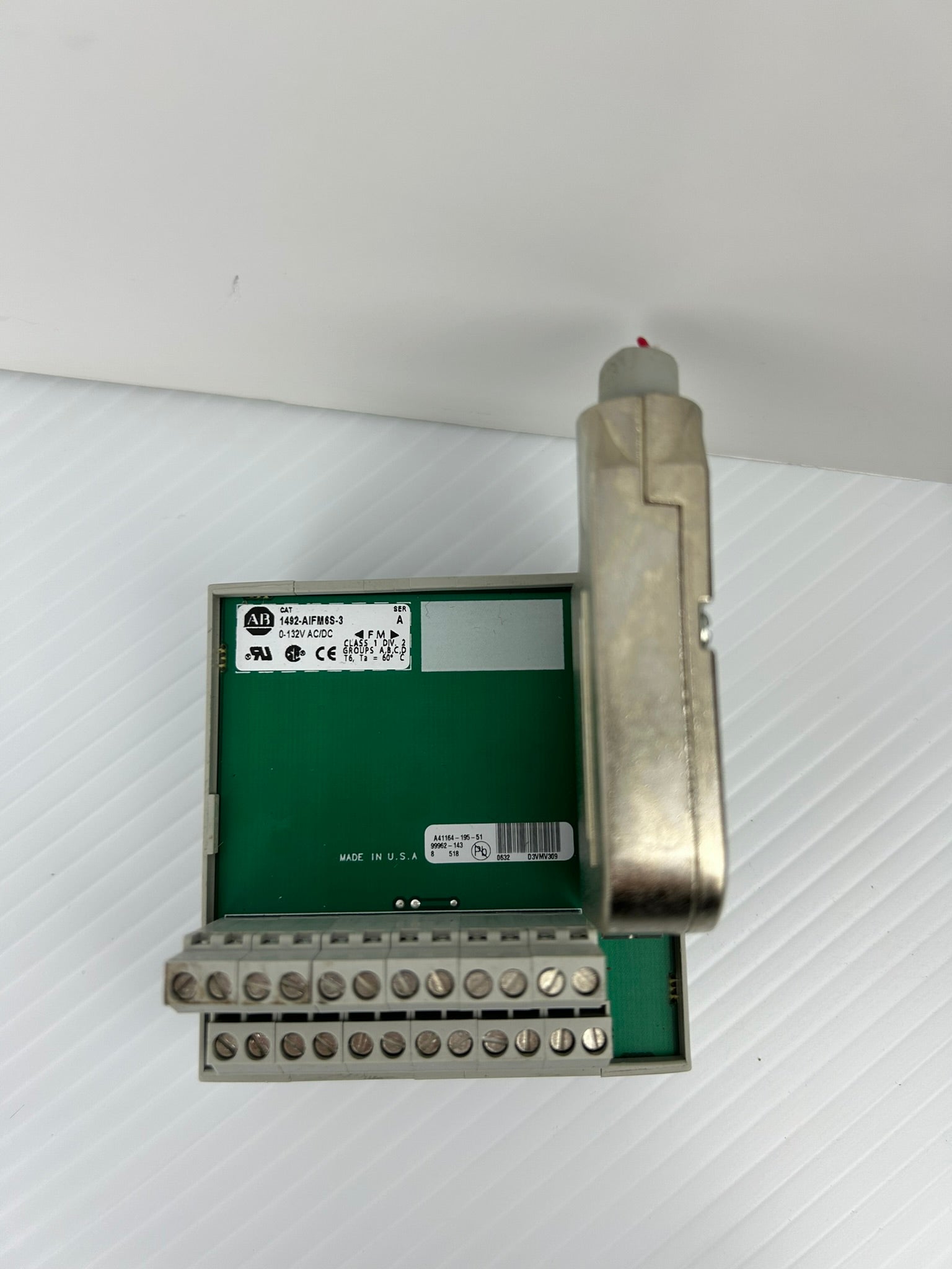 Allen-Bradley 1492-AIFM6S-3 Interface Module Series A Class 1 0-132V