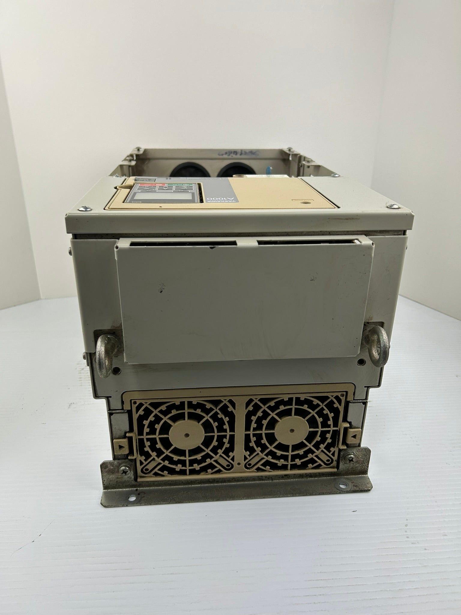 Yaskawa Electric CIMR-AU4A0058FAA Industrial AC Drive Rev E - Missing Top Cover