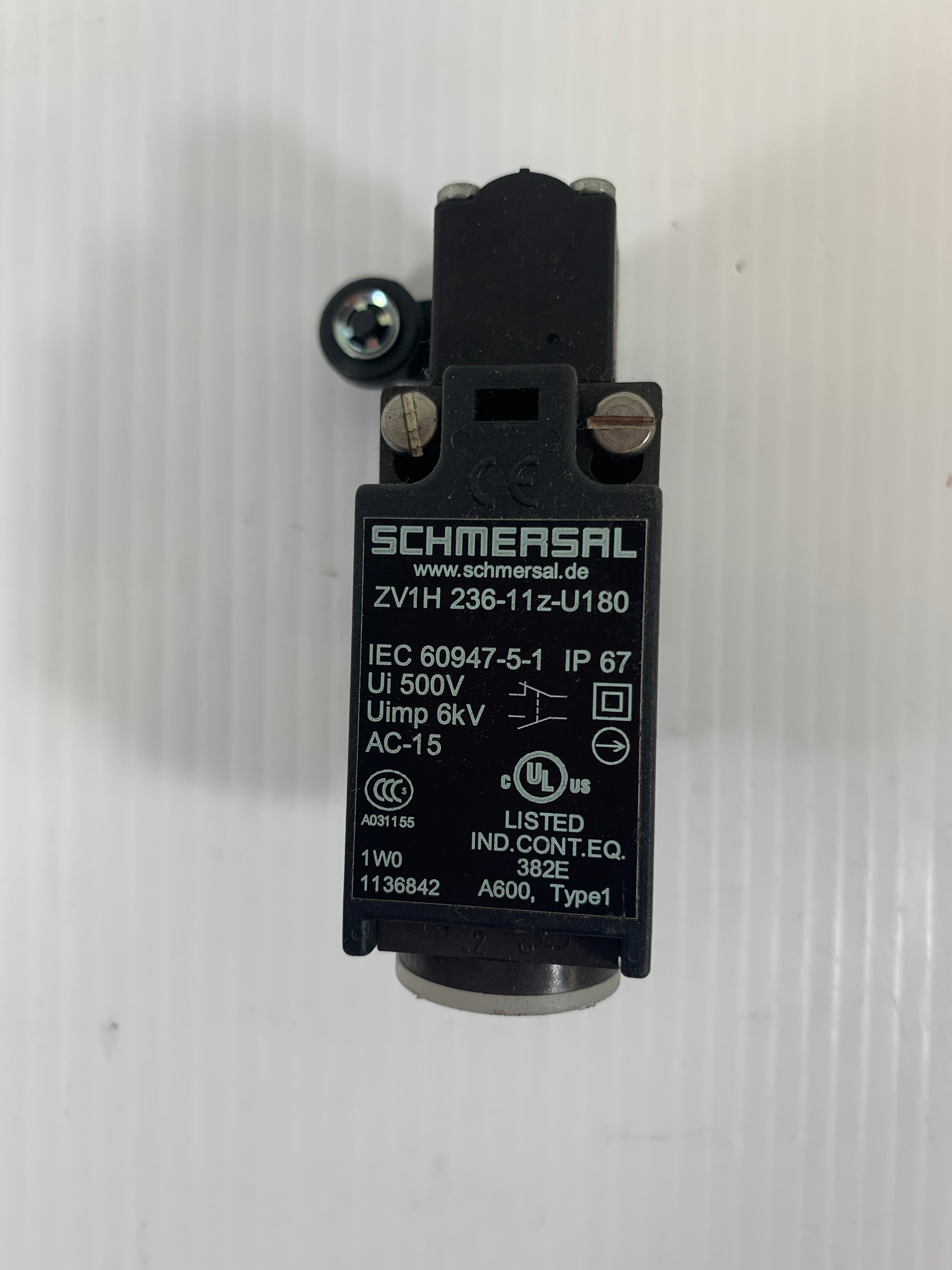Schmersal ZV1H 236-11Z-U180 Safety Switch
