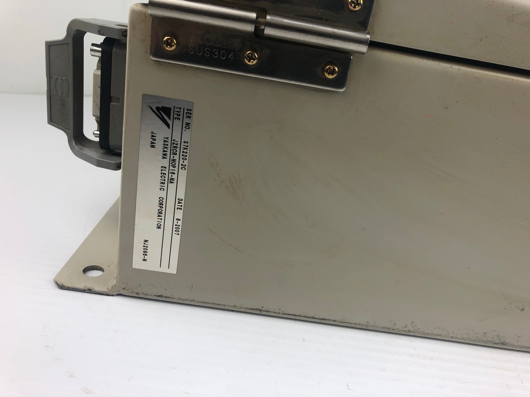 Yaskawa JZRCR-N0P16-NA Control Box GOT1000 Mitsubishi Screen GT1155-QSBD