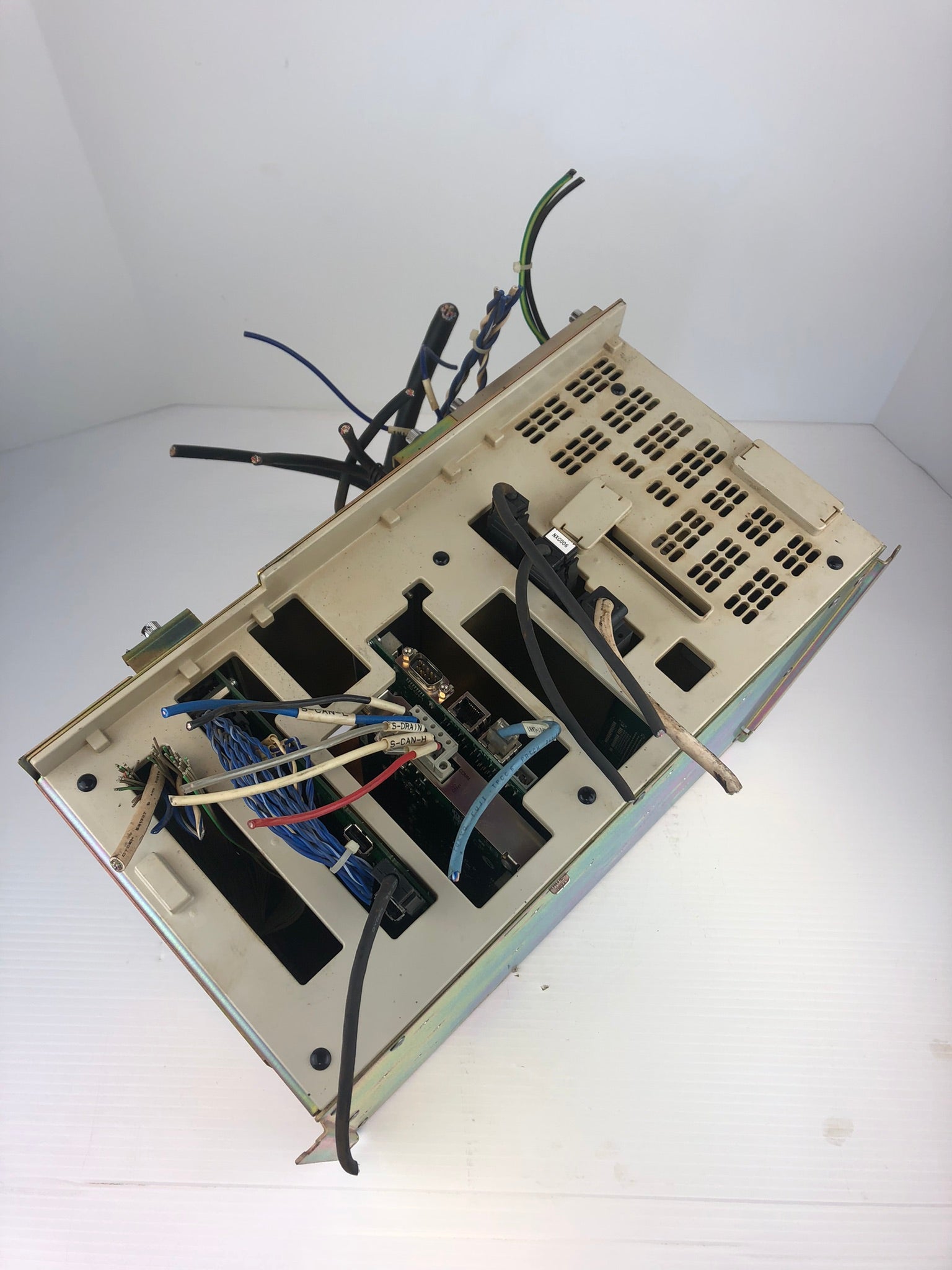 Fuji Electric CPS-420F & Yaskawa Power Supply JZNC-NRK01-1 Rack