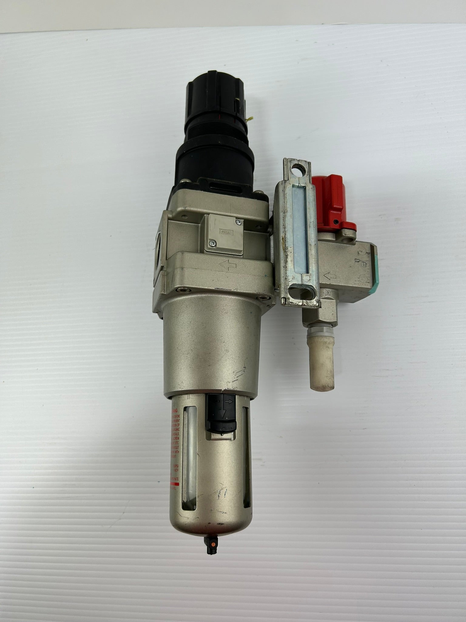 SMC AW60-N10-Z Pneumatic Filter Regulator with VHS50-N10-Z Lockout Valve