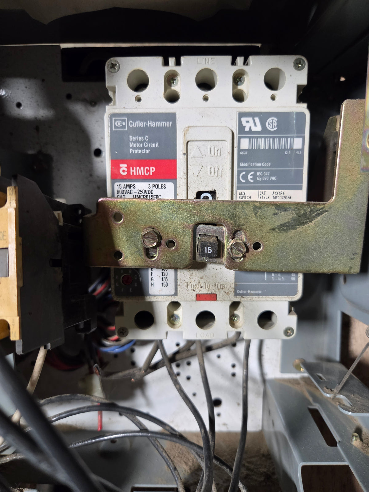 Allen-Bradley MCC Bucket 2113B Size 1 FVNR 15A Breaker 5HP 3PH 480V - No Door