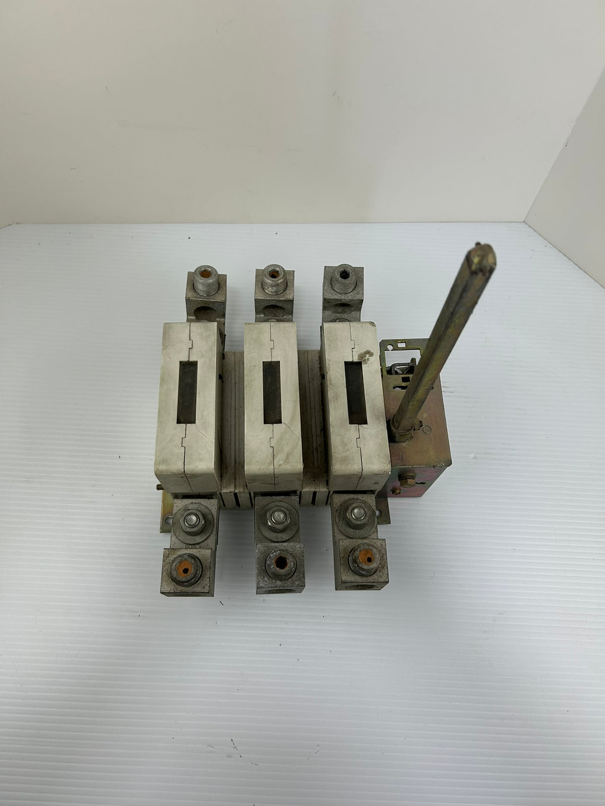 ABB OETL-NF400 600V 400A 3 Phase Industrial Disconnect Switch 3 Pole