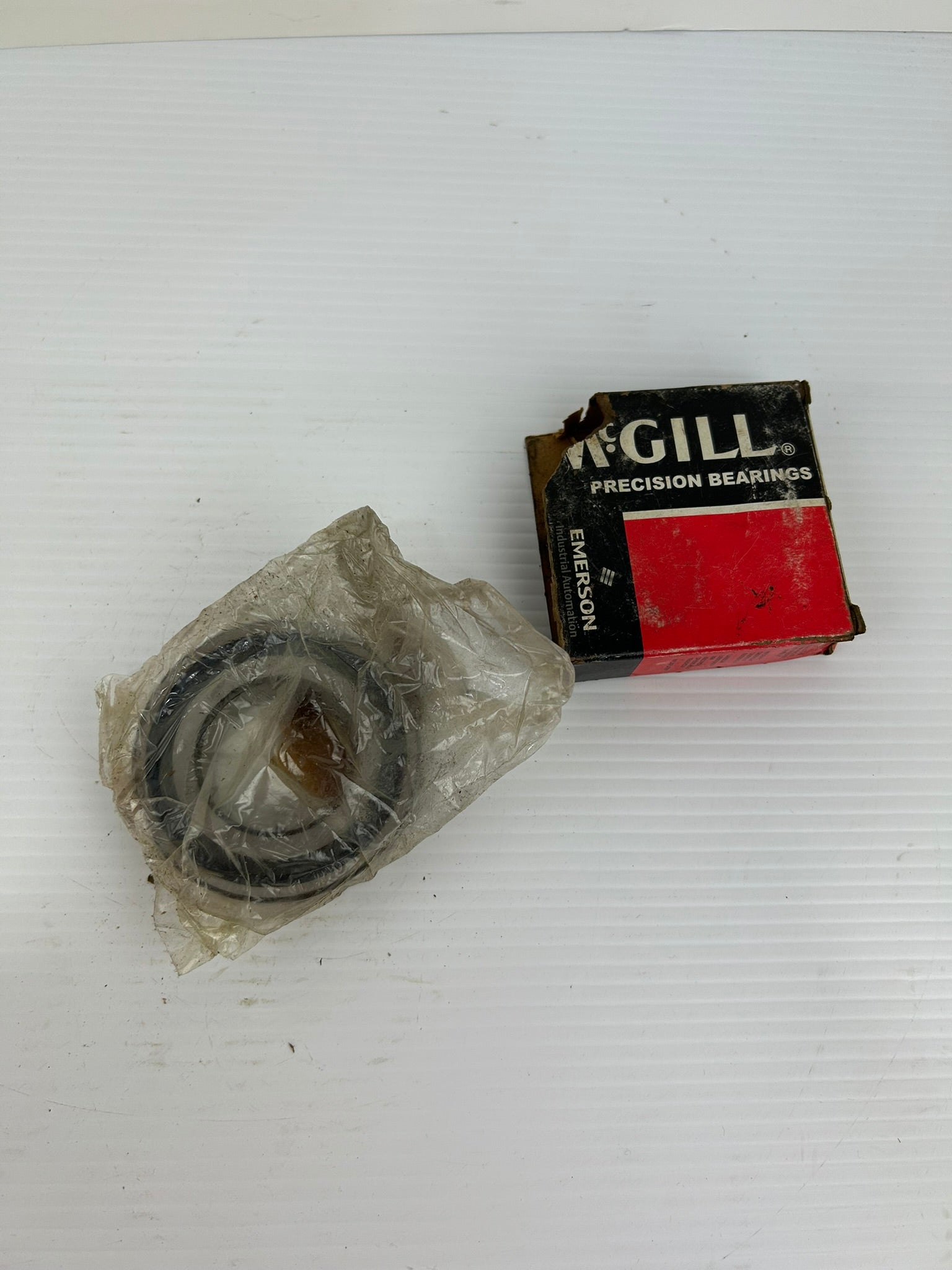 McGill SB 22209 W33 SS Precision Bearing SB22209W33SS