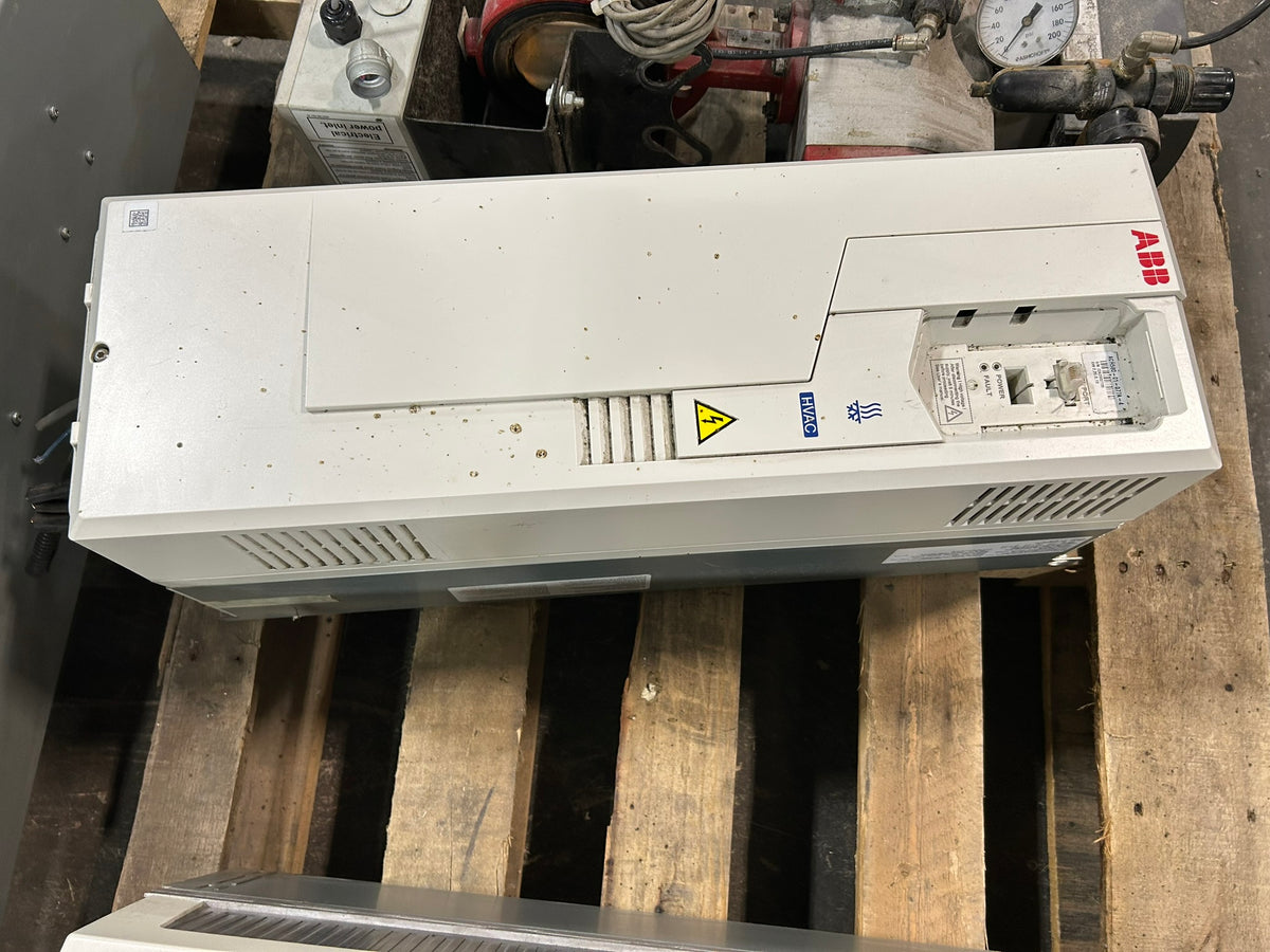 ABB ACH580-01-077A-4 HVAC Frequency Inverter Drive 400-480VAC 3 Phase 77A