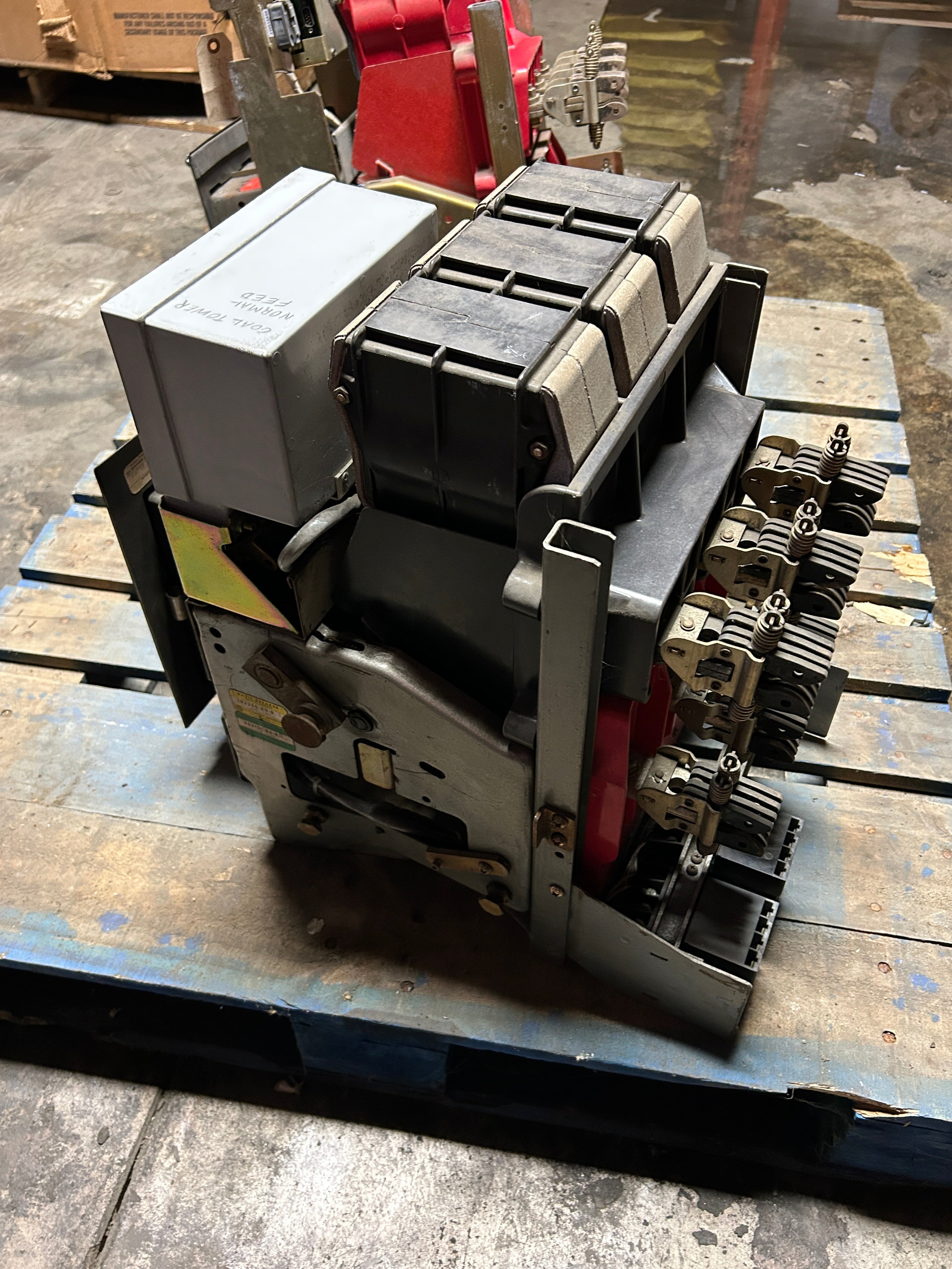 ABB K-600S K-Line Power Circuit Breaker 600A K600S with Solid State Trip SS