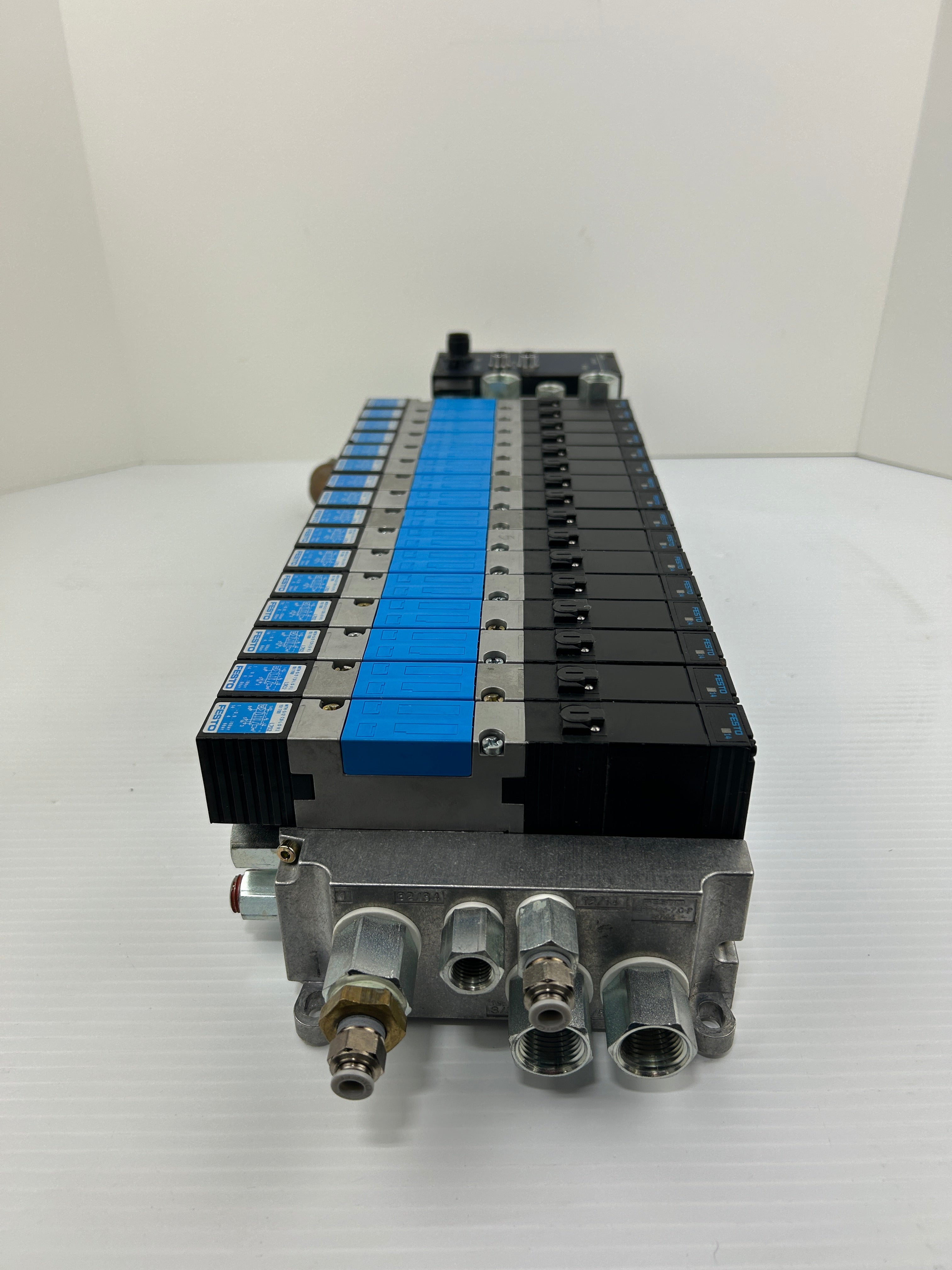 Festo Valve Assembly MTH-5/2-7,0-L-S-VI 151 700 L702 L902 & IFB8-03 18738 L407