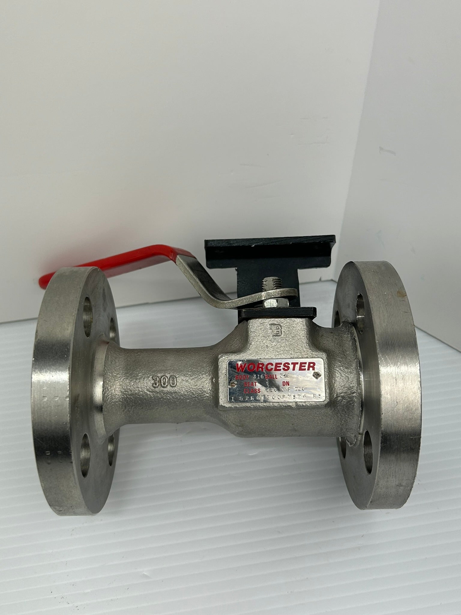 Worcester 1 5266T300P7874 R5 Valve 316 Body & Ball 300 CWP 720