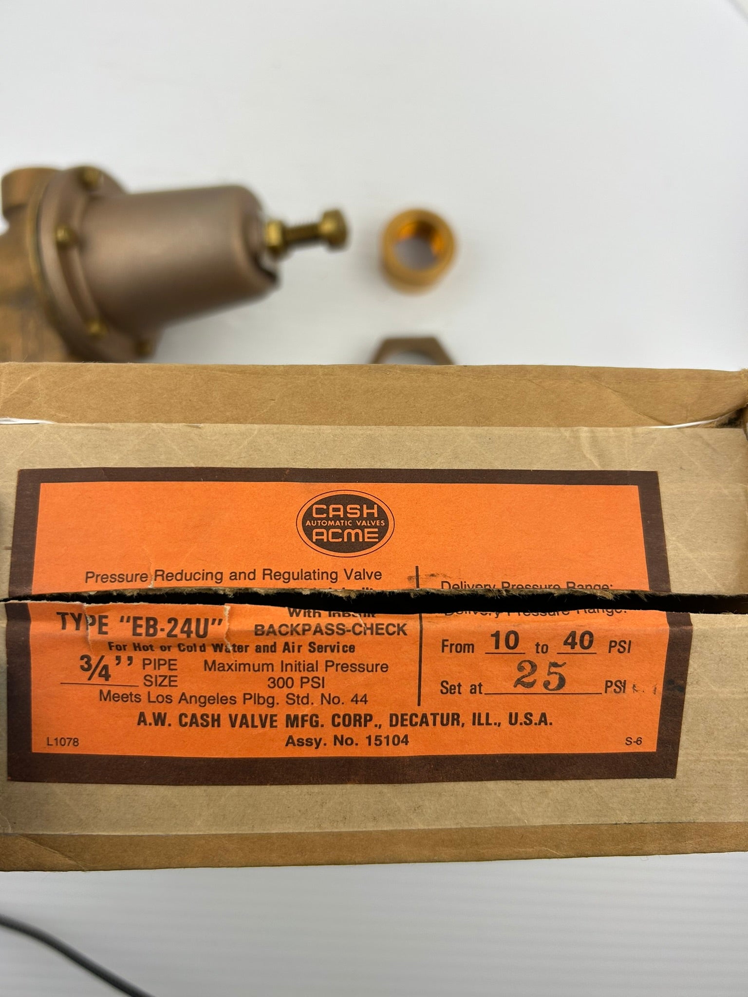 Cash Acme EB-24U Pressure Reducing and Regulating Valve 10-40 PSI 3/4" Pipe Size