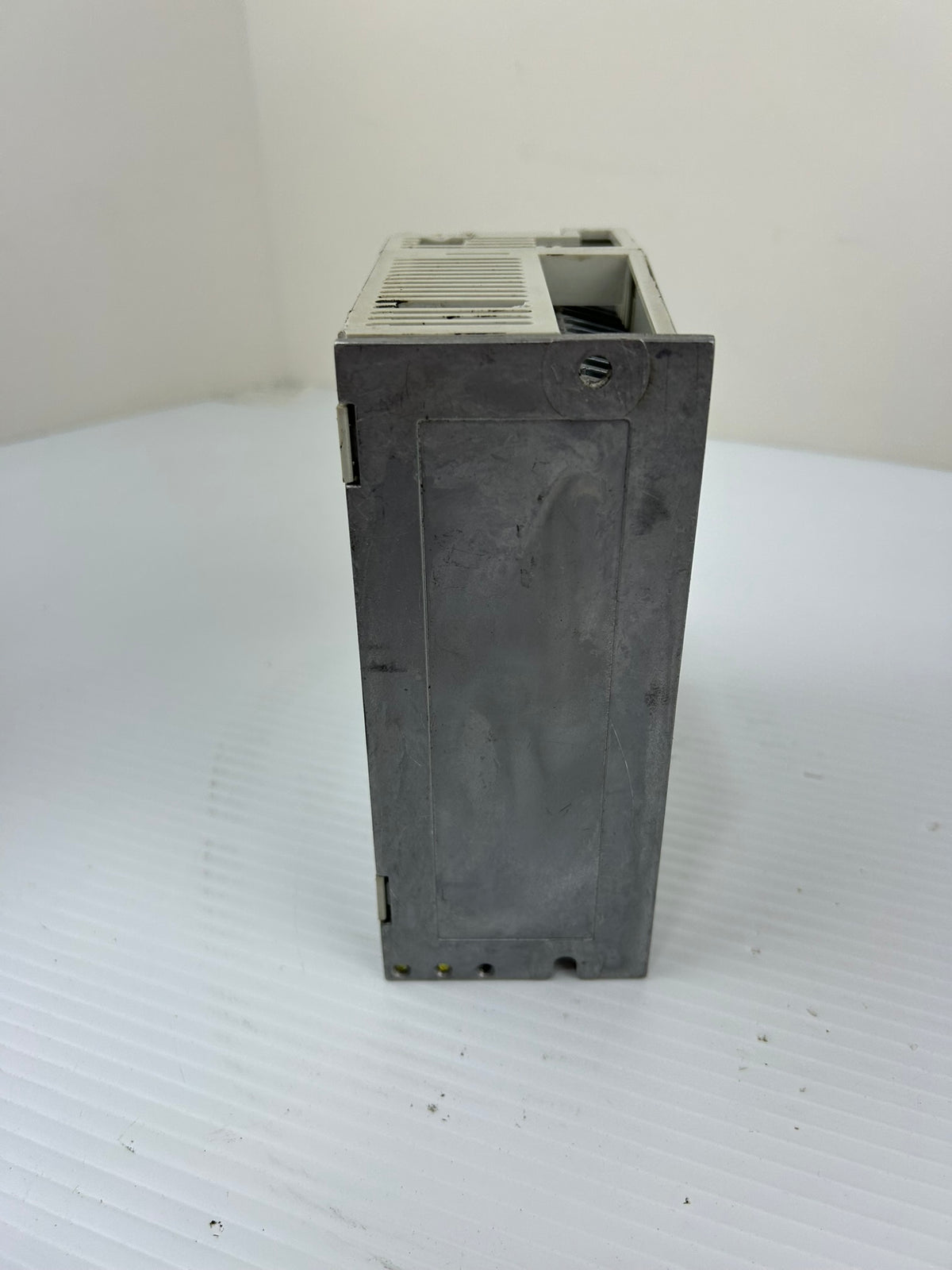 Mitsubishi MR-J2-60CT AC Servo Drive 0.6kW 3.6A 170V 3PH CNC