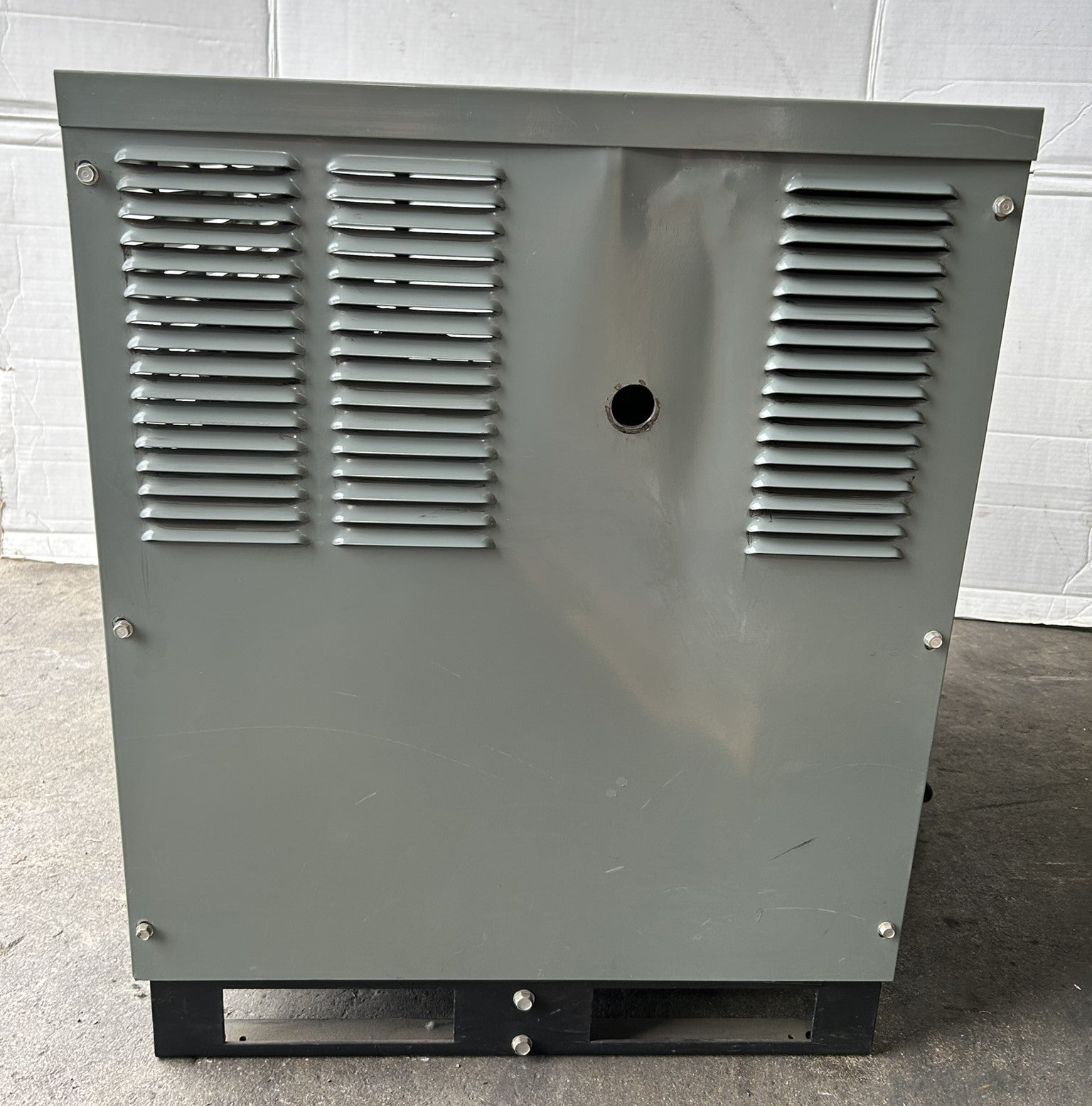 Hobart Accu-Charger 1050C3-18 Forklift Battery Charger 18 Cells LA Type 36V