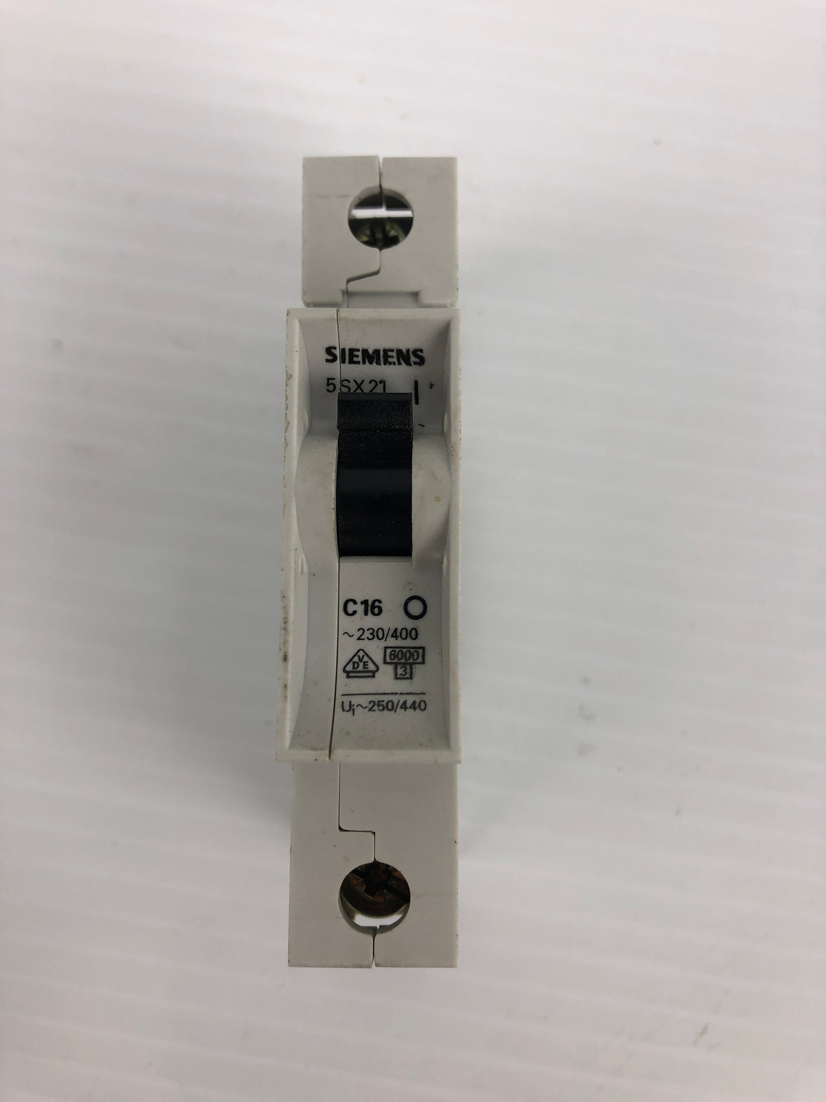 Siemens 5SX21 Circuit Breaker C16 277VAC 16A 1P