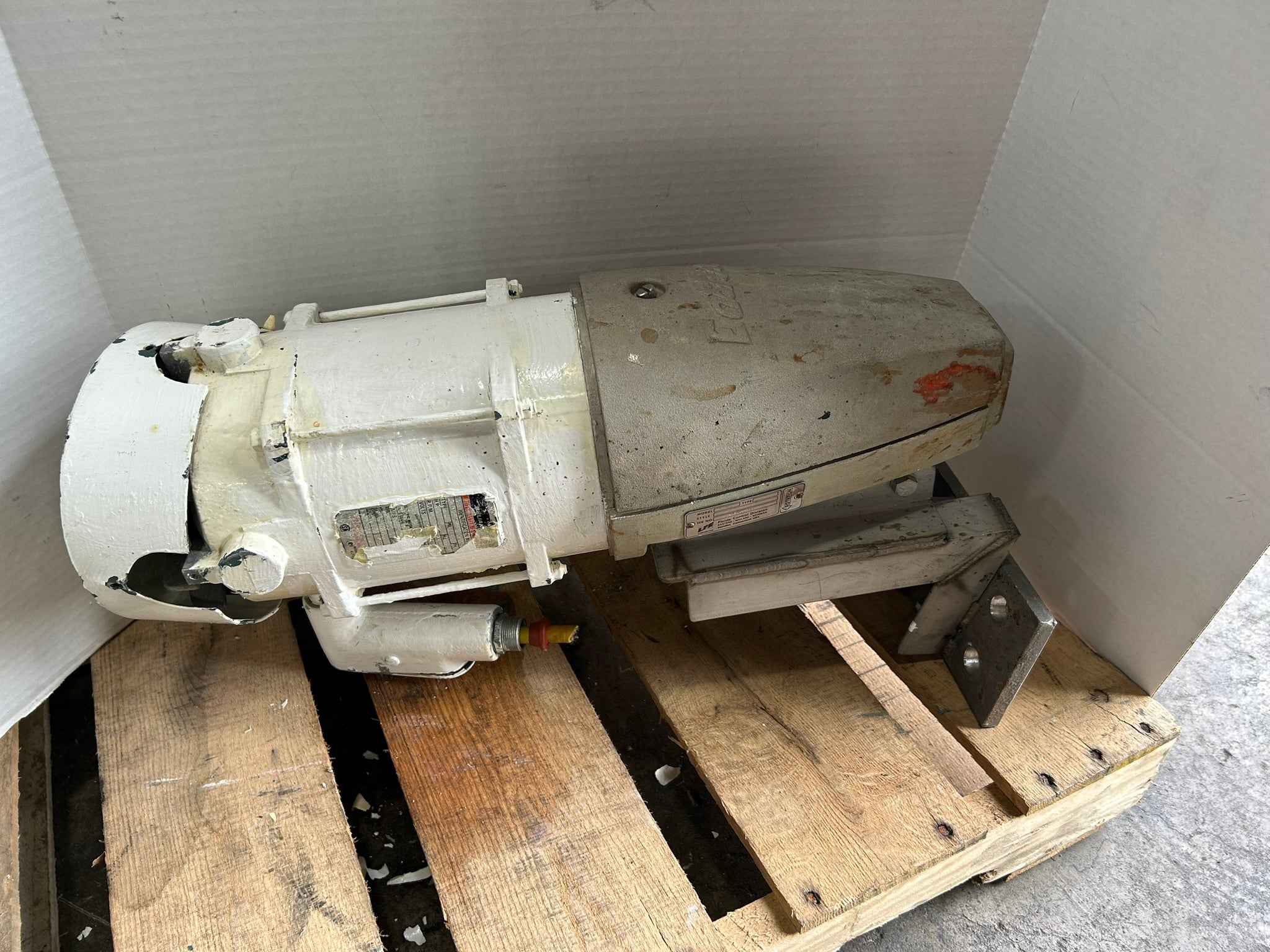 Eastern RH-2 Drum Barrel Mixer with Reliance Electric P56G2144B-G2 Motor