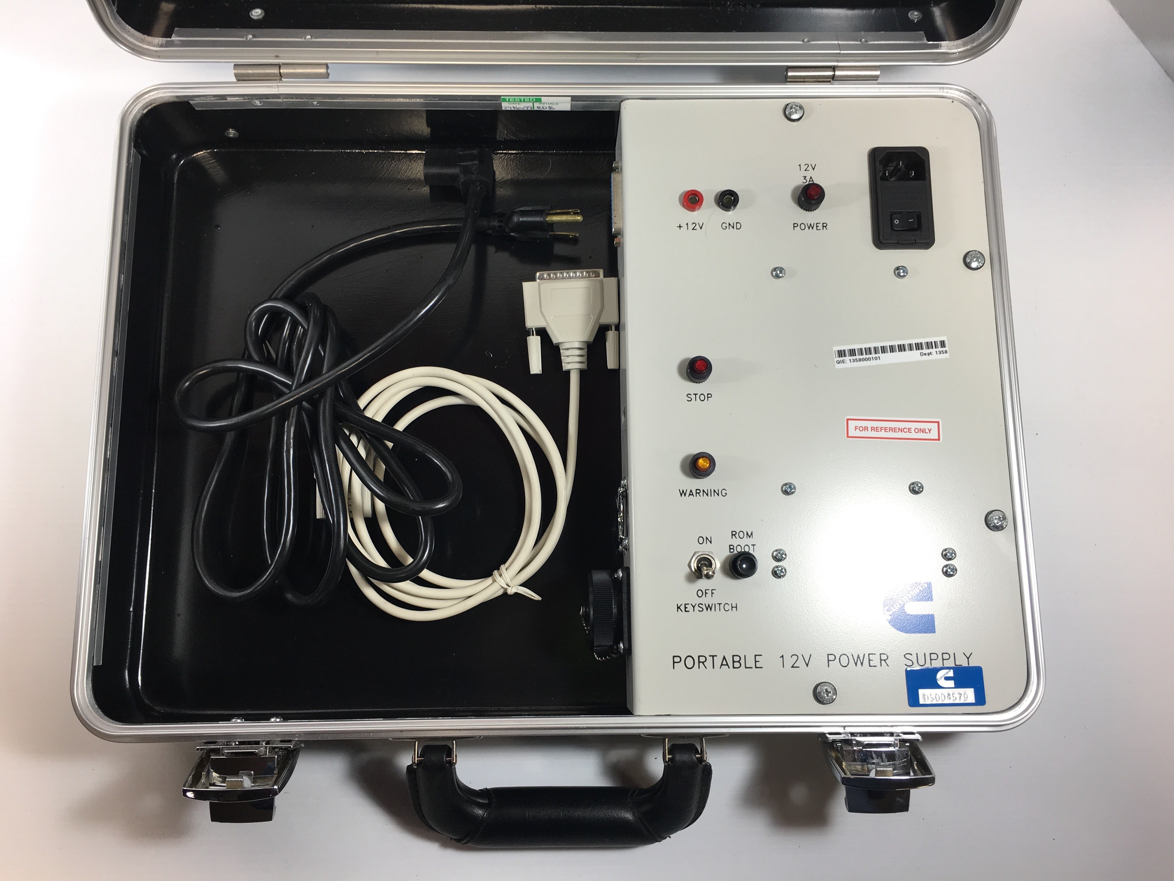 Cummins Portable DS004579 12V Power Supply