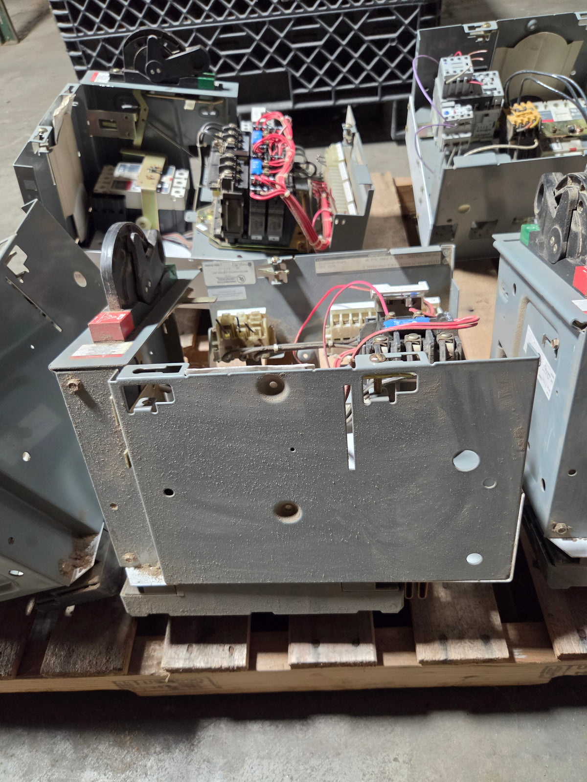 Allen-Bradley MCC Bucket 2113B Size 1 FVNR 15A Breaker 5.0HP 3PH 480V - No Door
