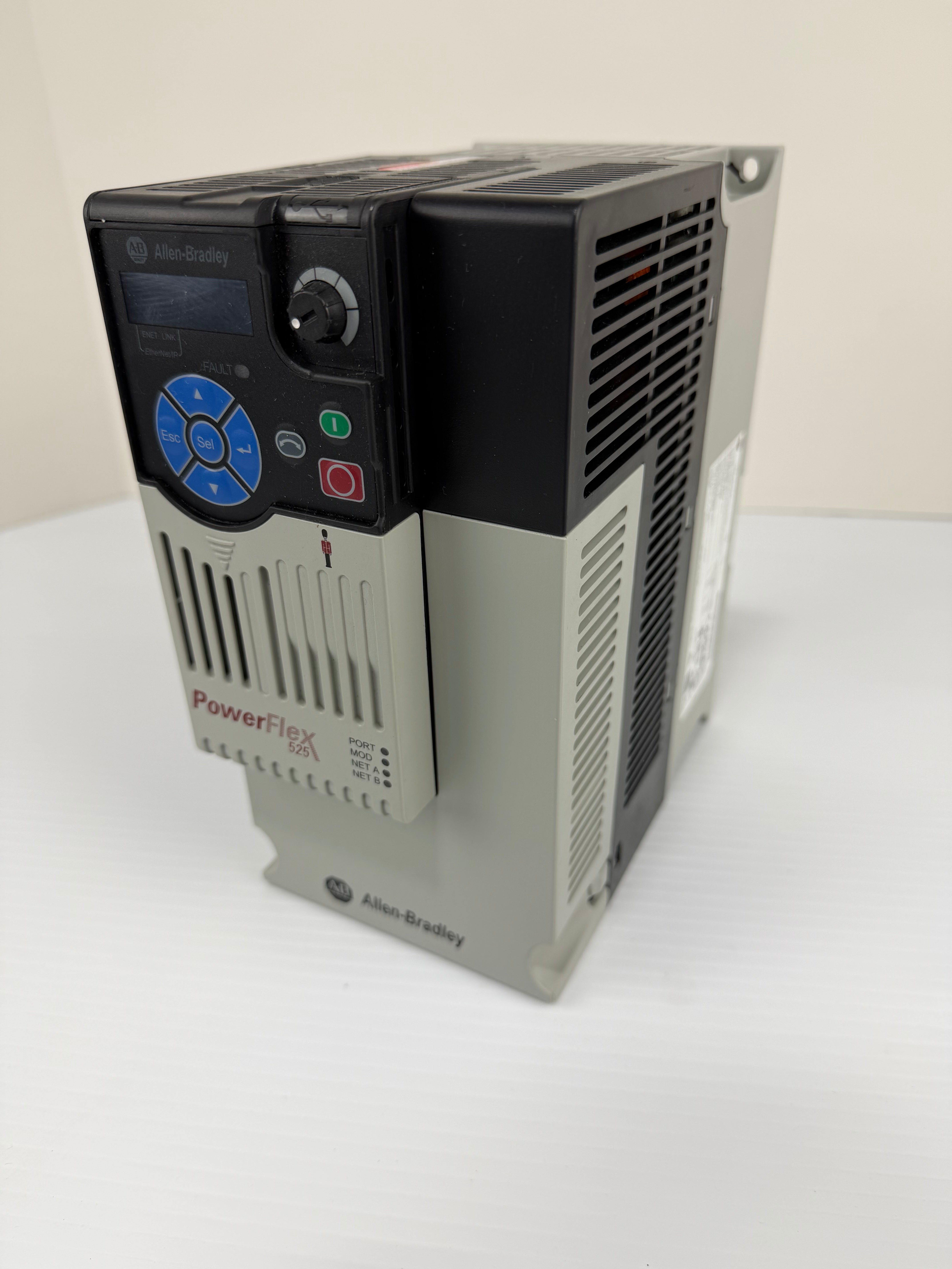 Allen Bradley PowerFlex 525 25B-D017N104 AC Drive