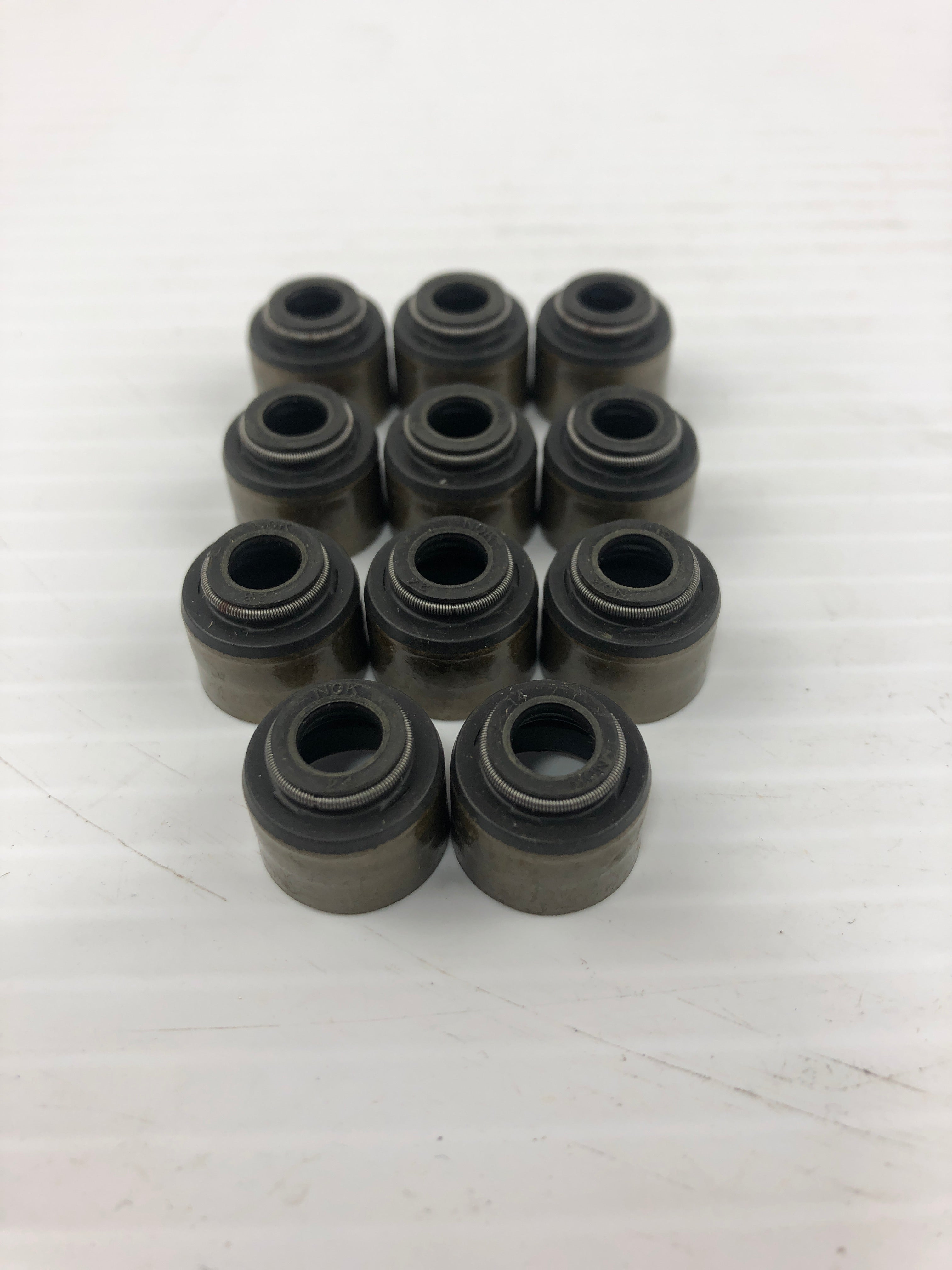 Clevite 216-1188 Engine Valve Stem Seal 2161188 - Lot of 11