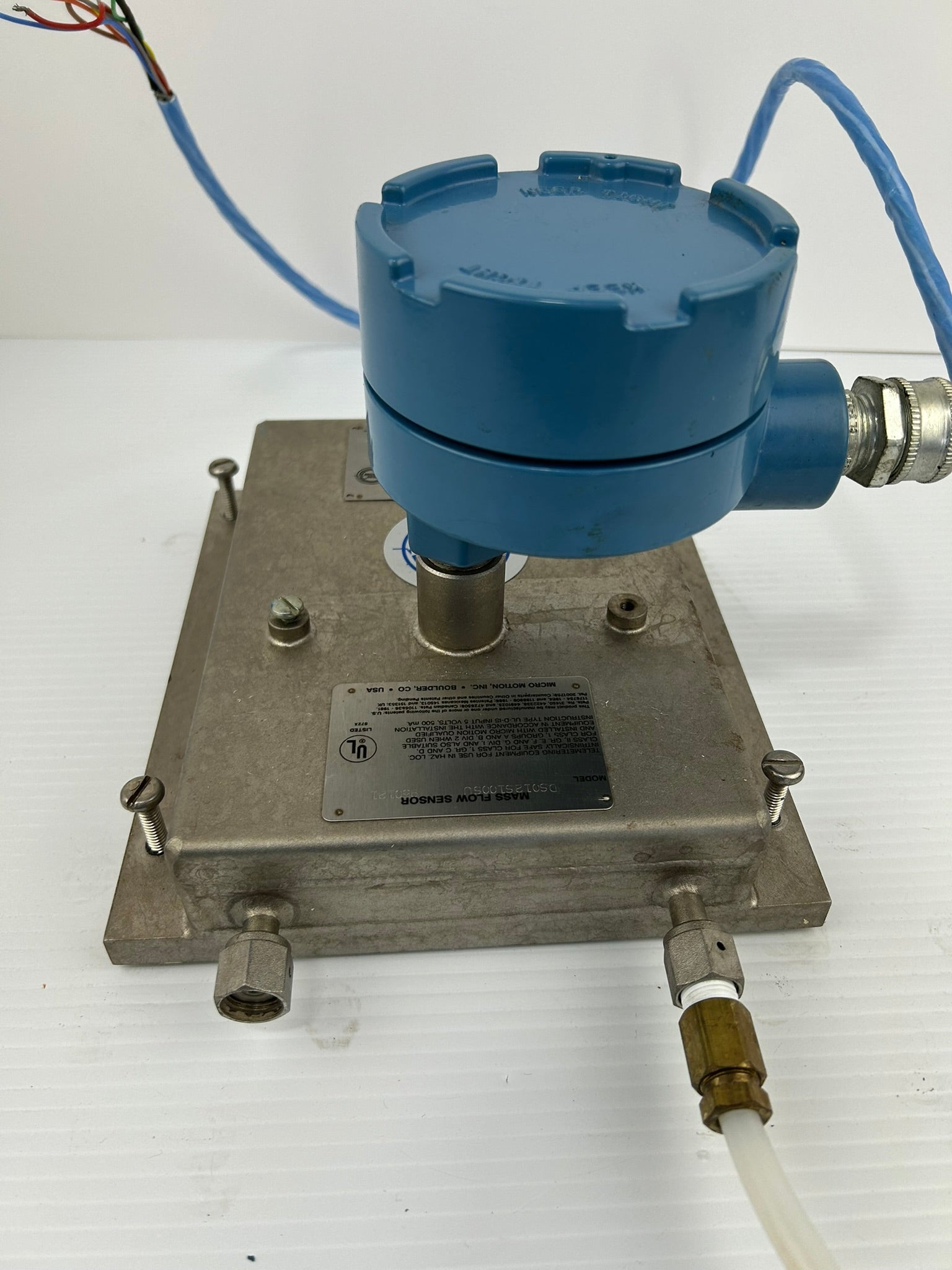 Micro Motion DS012S100SU Mass Flow Sensor Transmitter 08353