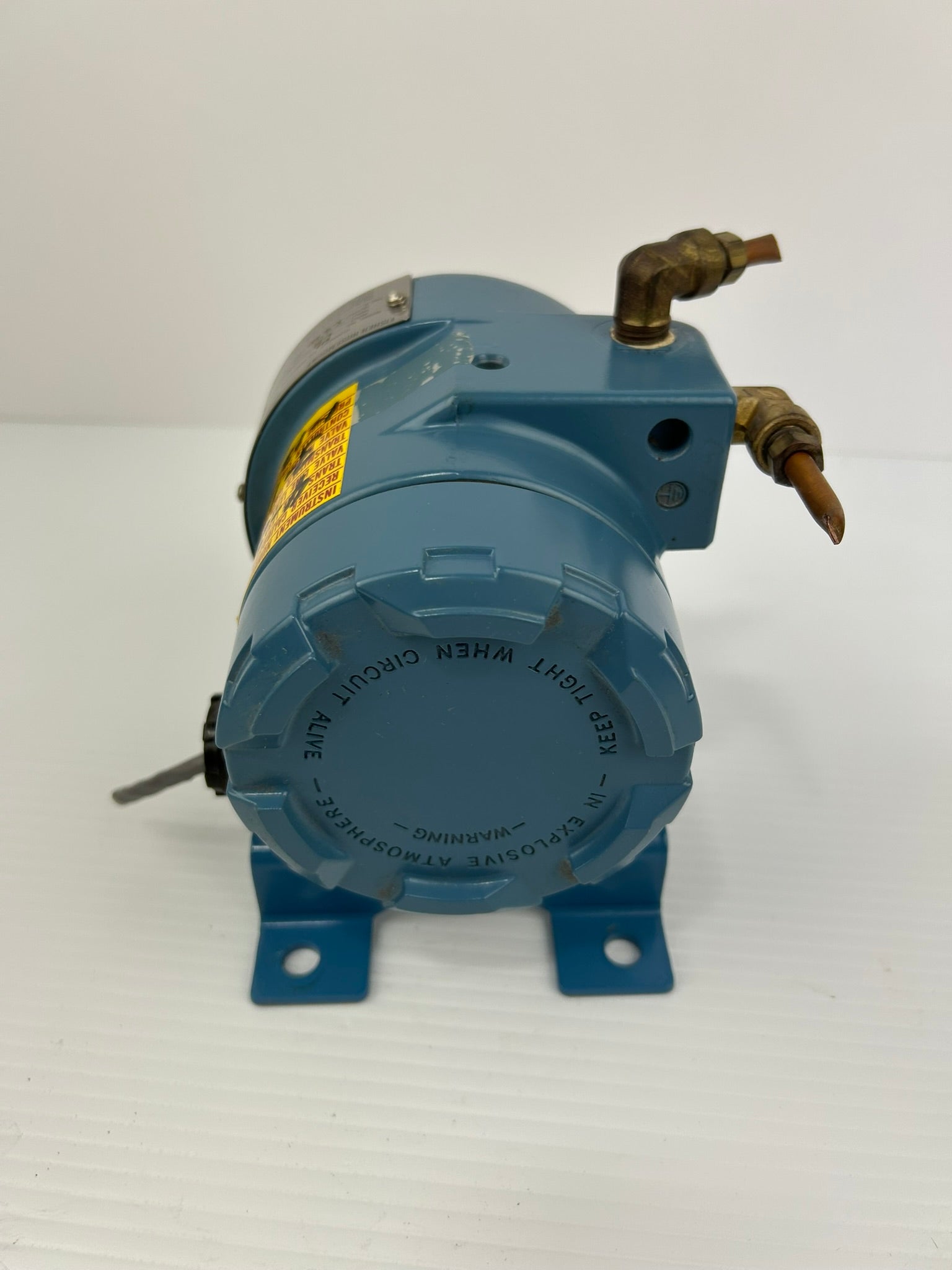 Fisher Rosemount 846 Current to Pressure Transducer - No Pressure Gauge