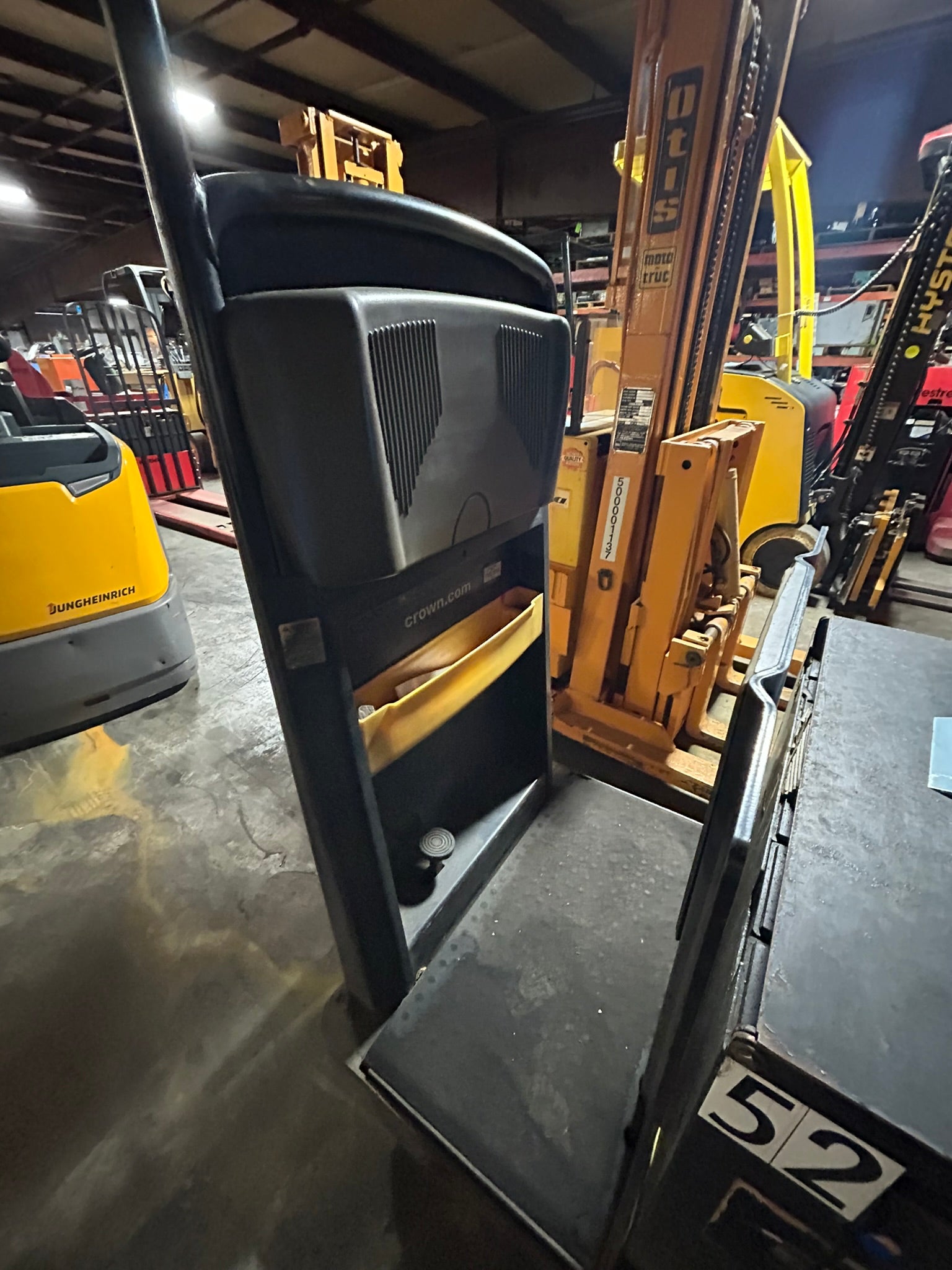 Crown TR4500-250 Electric Rider Tow Tractor Tugger Forklift TR 4500 Series 24VDC