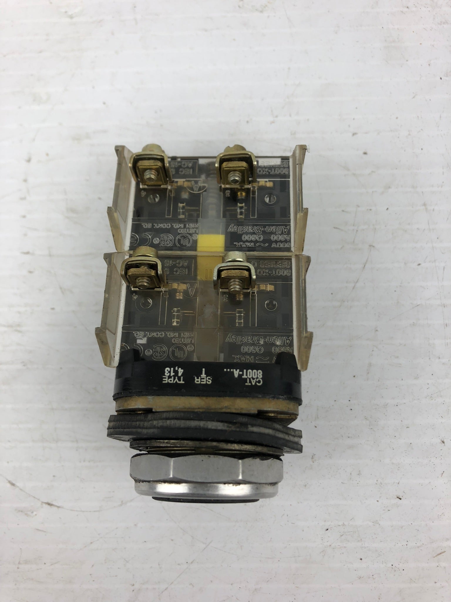 Allen-Bradley 800T-A Push Button Series T Black