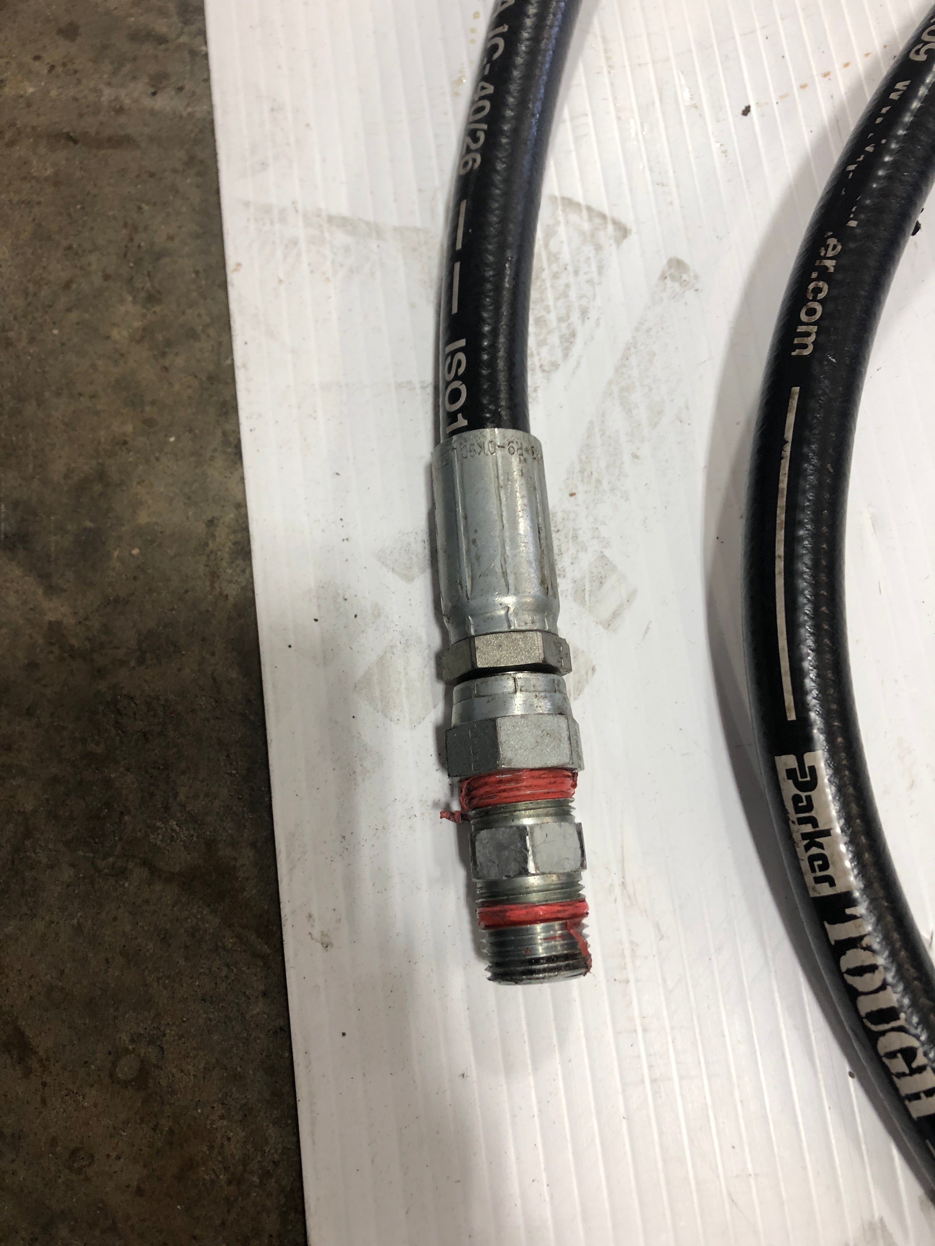 Parker 471TC-8 Tough Cover Hydraulic Hose WP 29.7 MPa 4250 PSI