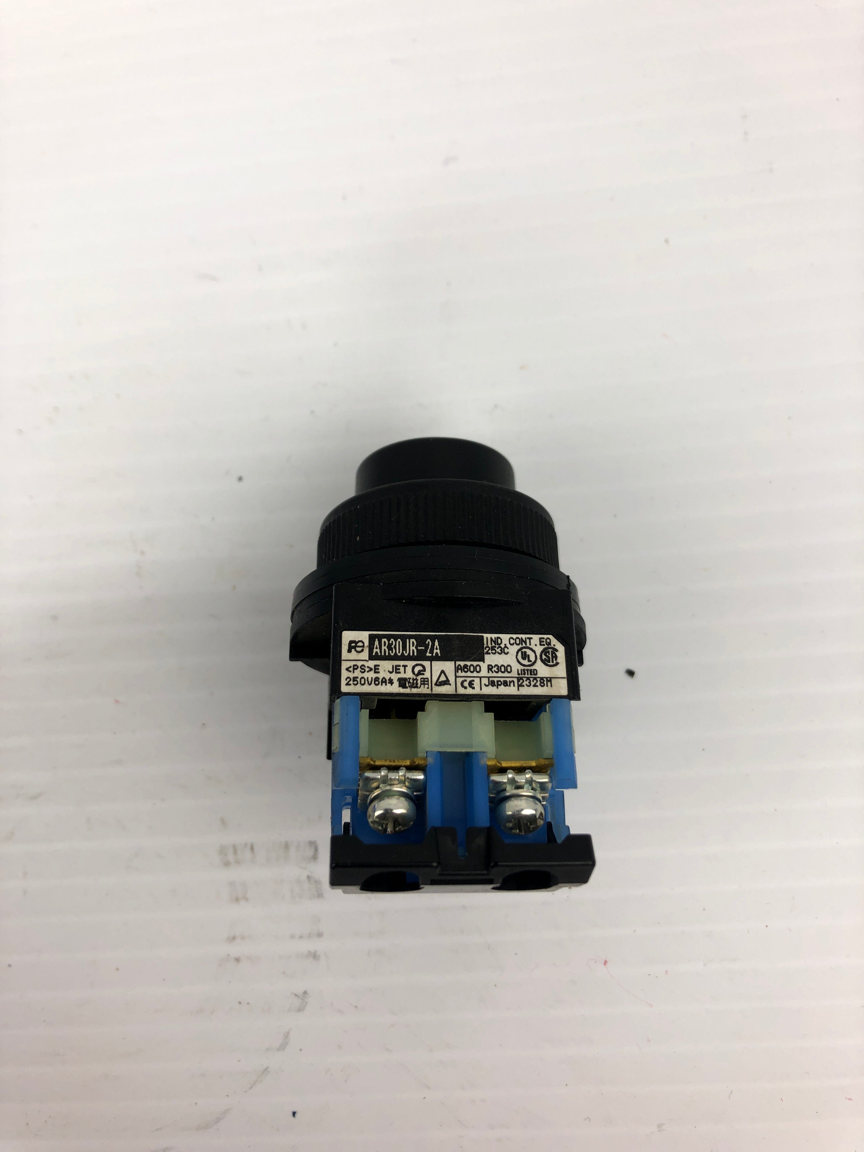 Fuji Electric AR30JR-2A Gear Key Change Over Switch - NO KEY