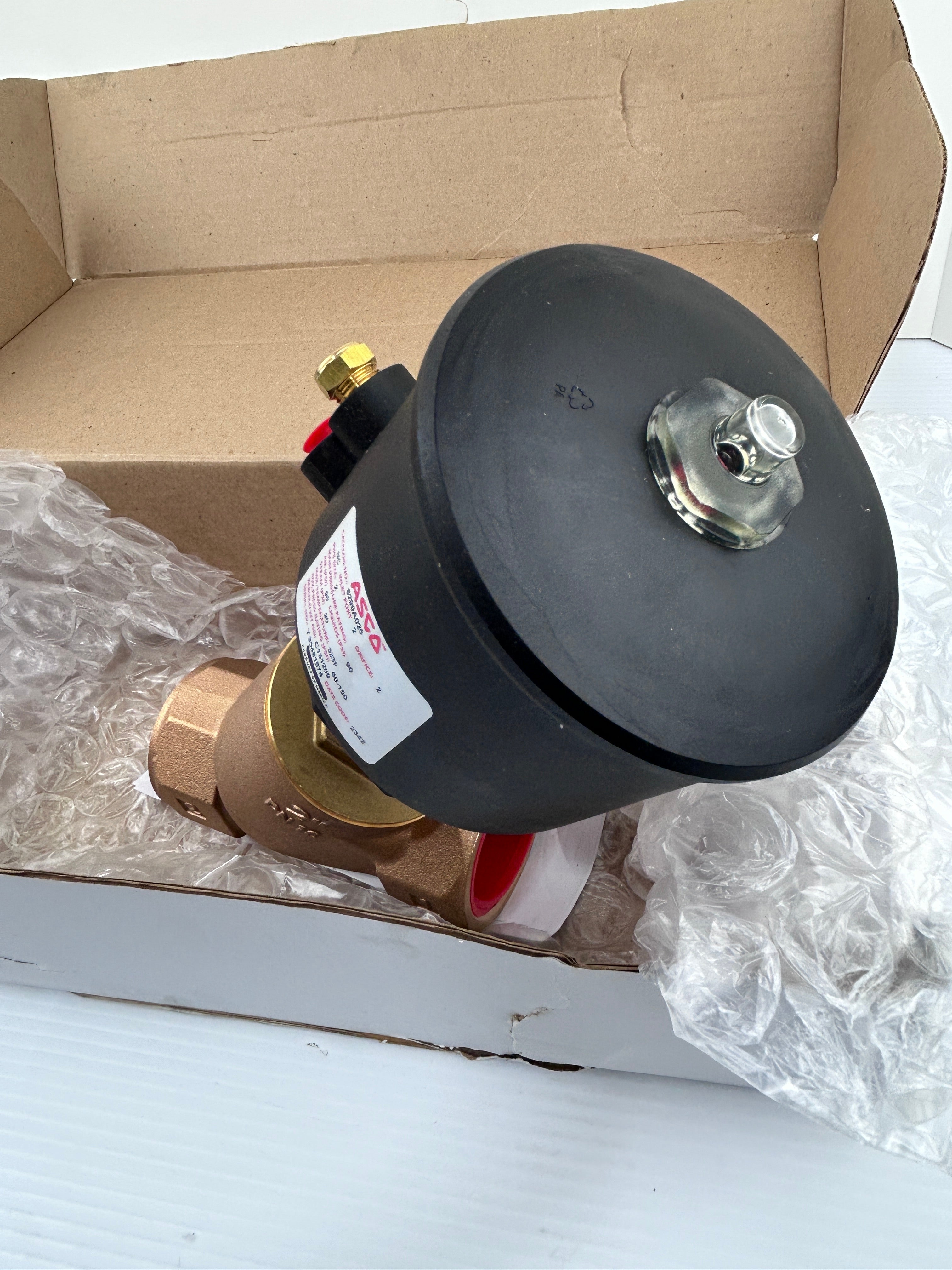 Asco 8290A025 2-Way Auxiliary Valve 2/2 NC 2" NPT PN16 Bronze 90 PSI