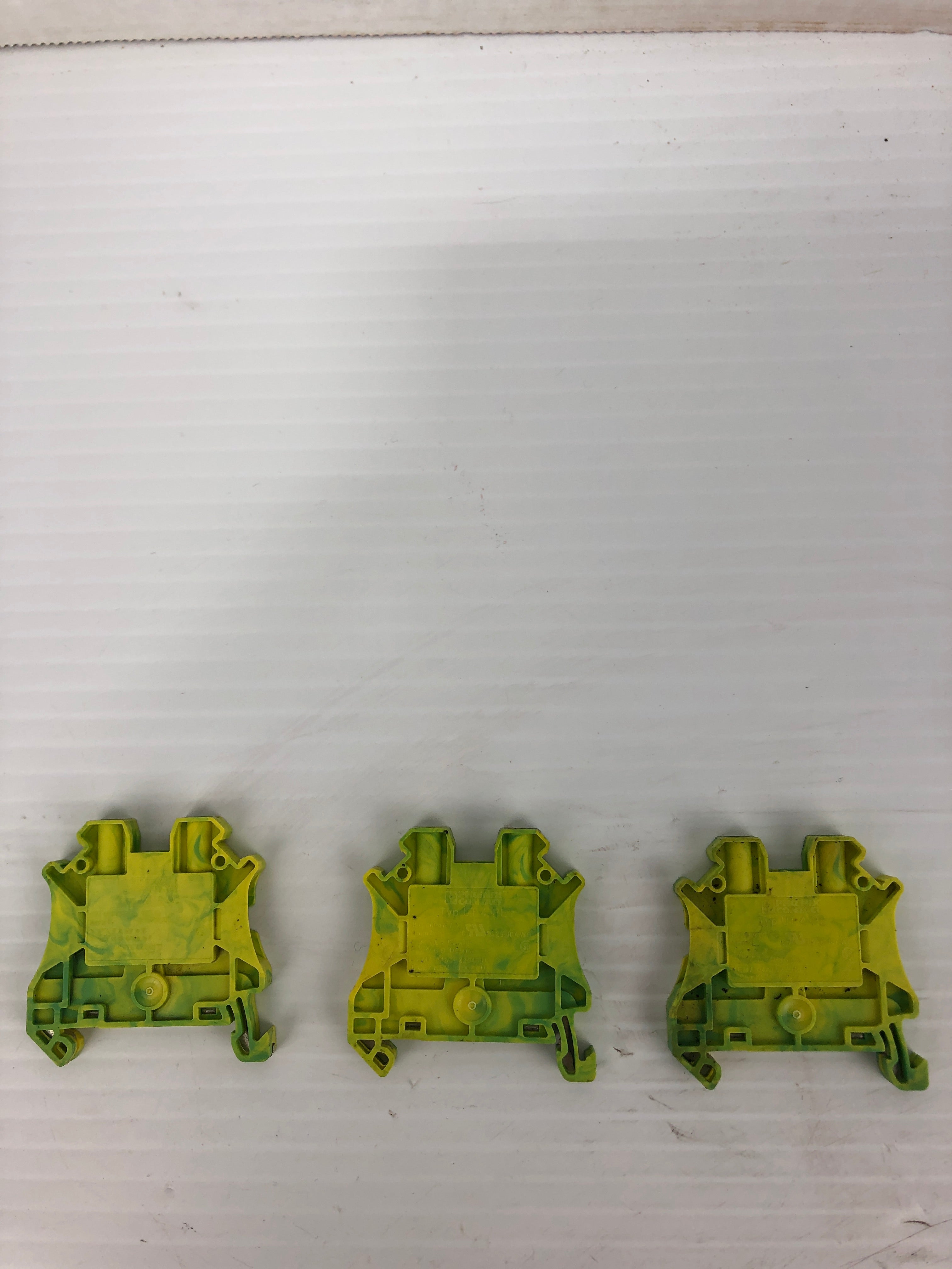 Phoenix Contact UT 4-PE Ground Terminal Block - Lot of 3