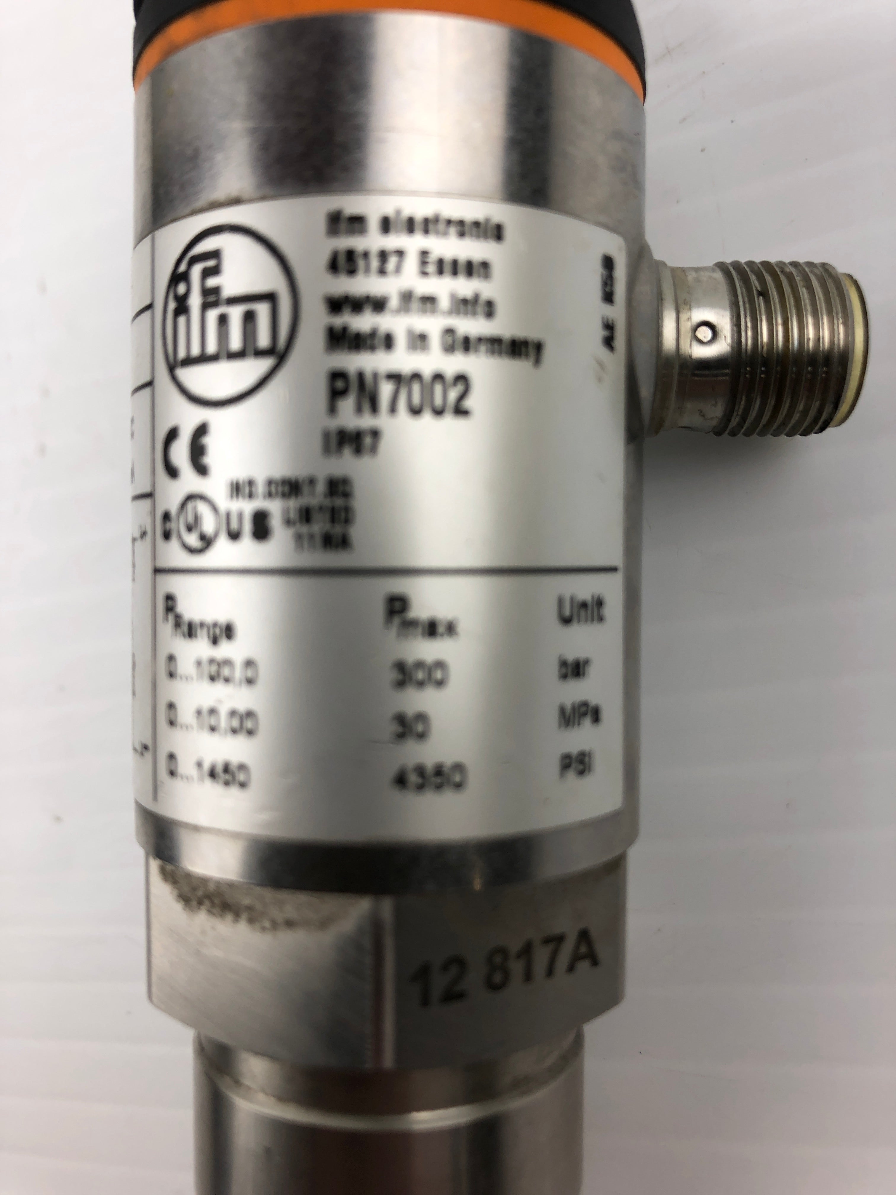 IFM PN7002 Electronic Pressure Sensor 4350 PSI 30 MPa 300 bar