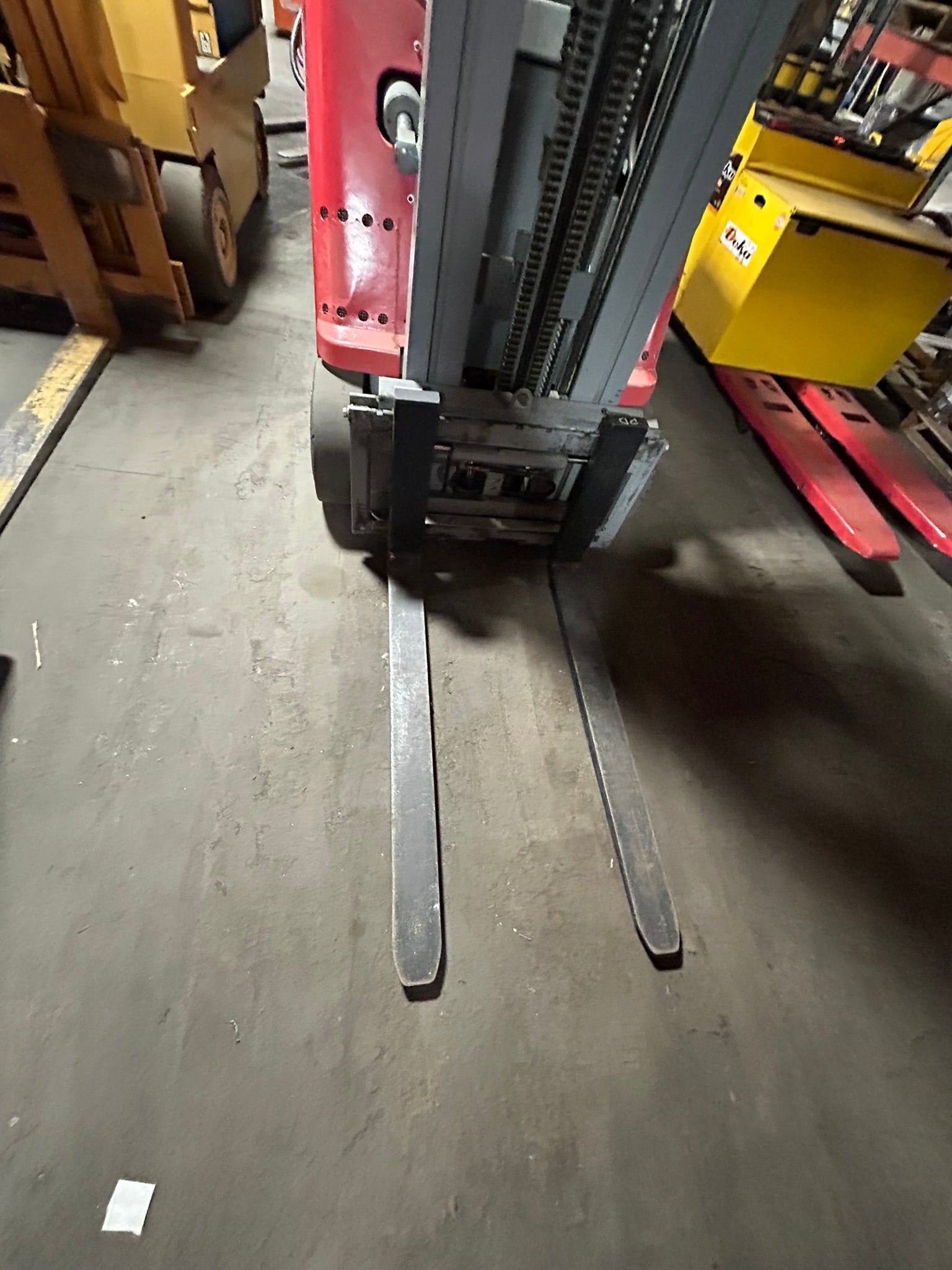 Raymond Dockstocker DSS350TT Electric Stand-Up Forklift Truck 3500 Lb. 36V