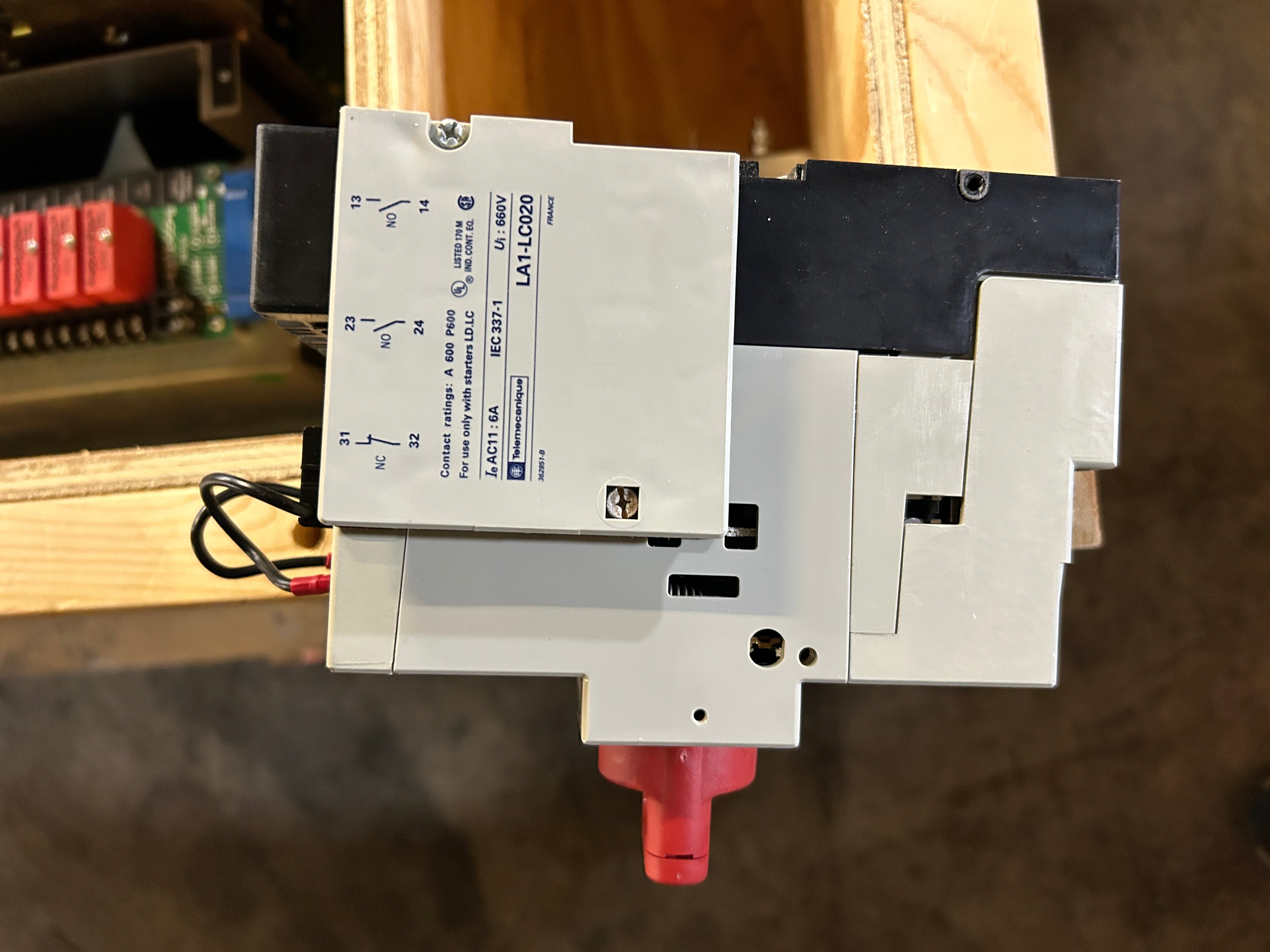 Ormec MCS-S45H*227 Servo Drive Assembly Telemecanique Breaker Tokin Noise Filter