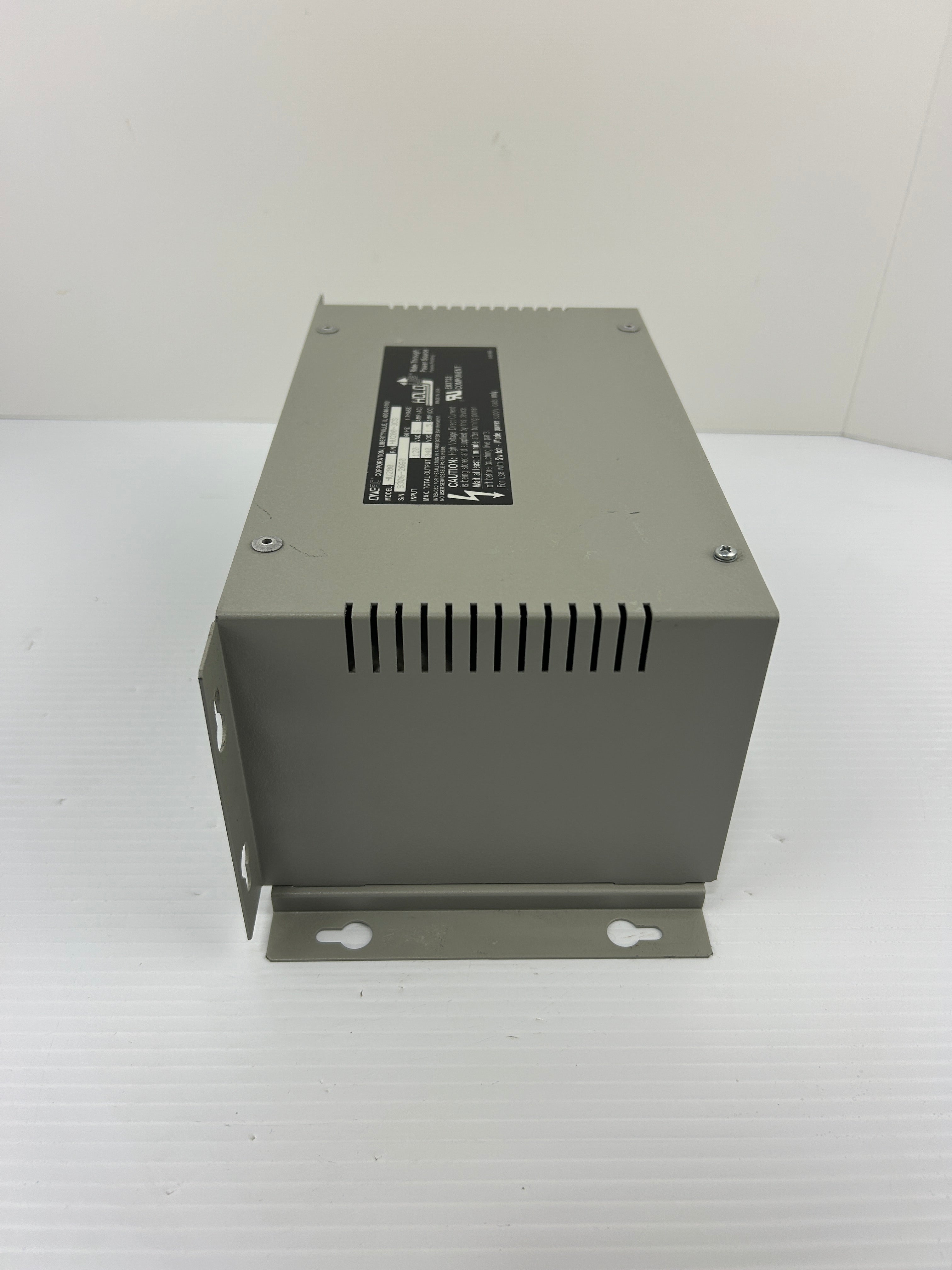 OneAC HU200 Ride-Through Power Source Power Supply Hold Up HU200-3CS