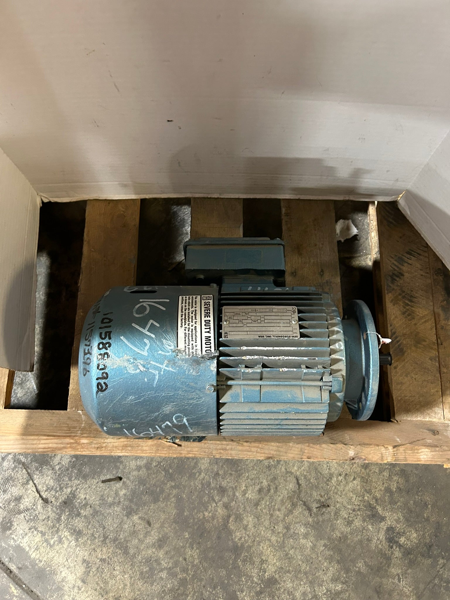 SEW Eurodrive DFT90L6 BMG2HR THKSTFFC 3PH Motor 2 HP 1140 RPM
