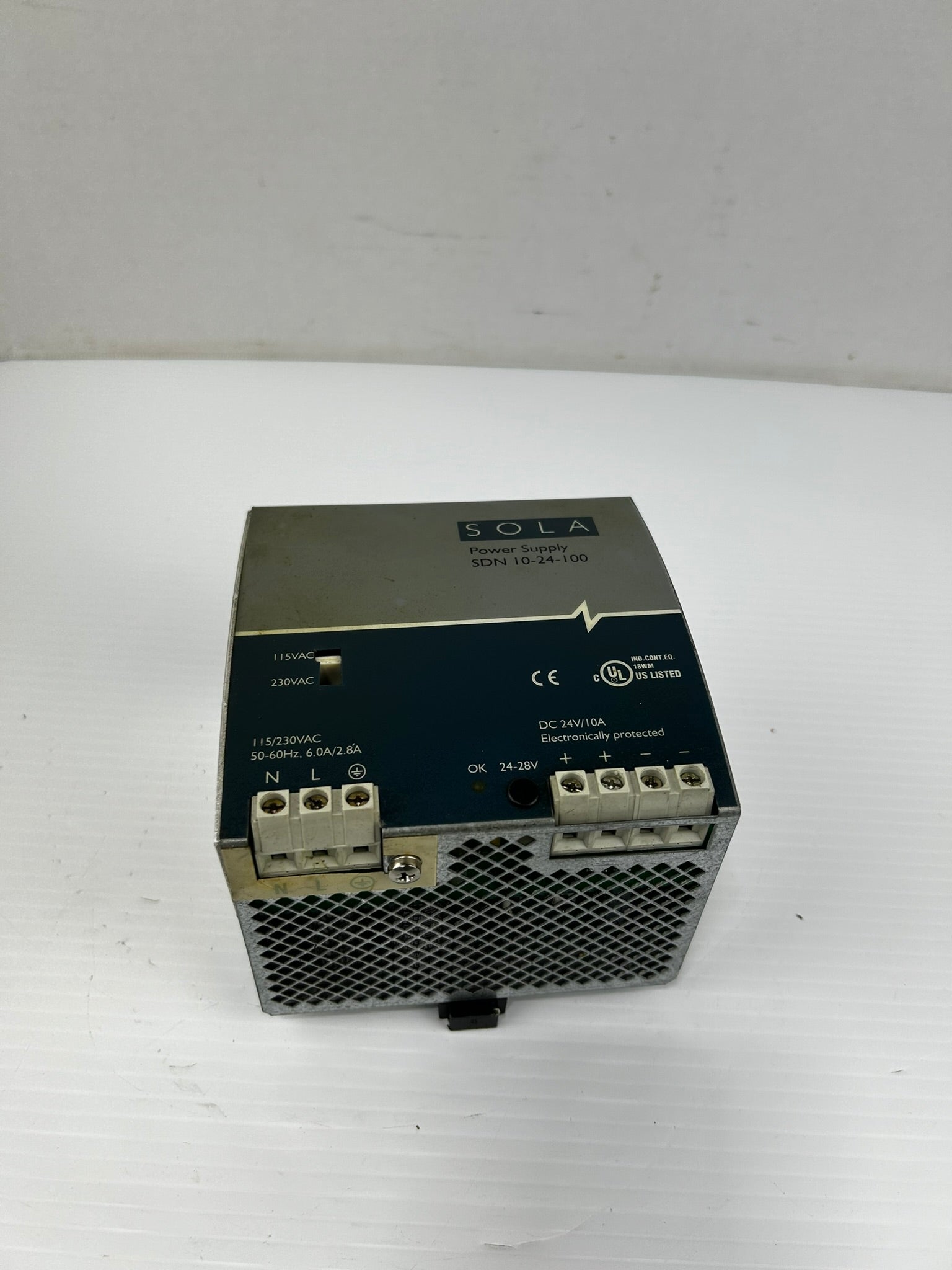 Sola SDN10-24-100 Power Supply 115/230VAC 24VDC