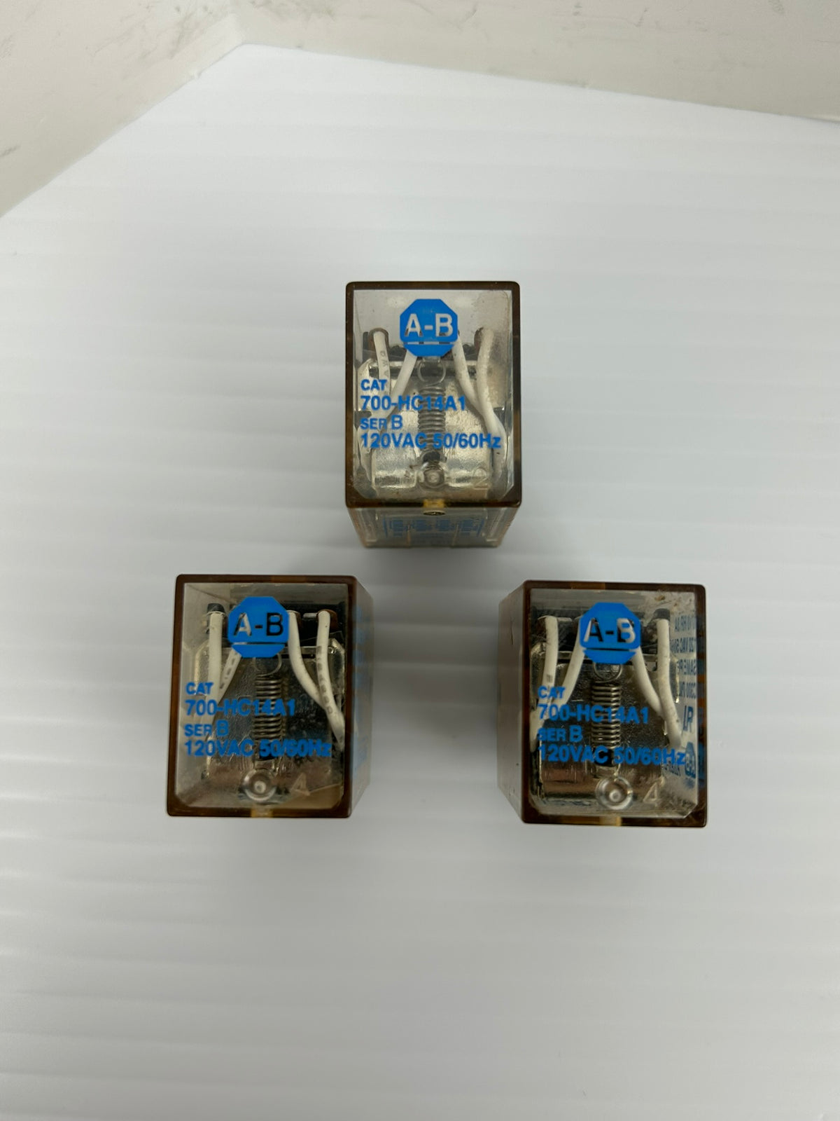 Allen-Bradley 700-HC14A1 Relay Series B 1/10HP 120V 3A 50/60Hz - Lot of 3
