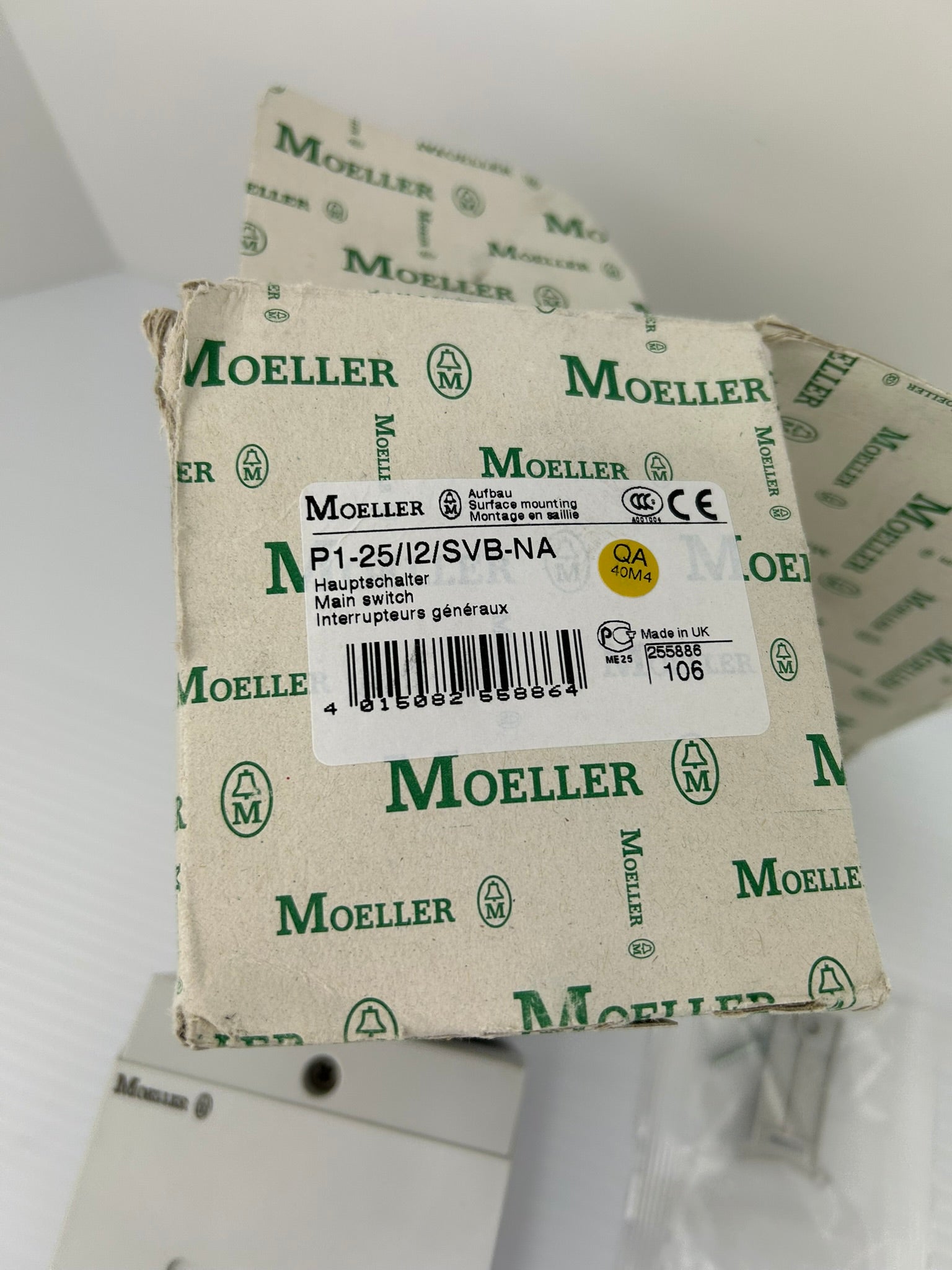 Moeller P1-25/I2/SVB-NA Switch with Allen Bradley 194L-HE6N-175