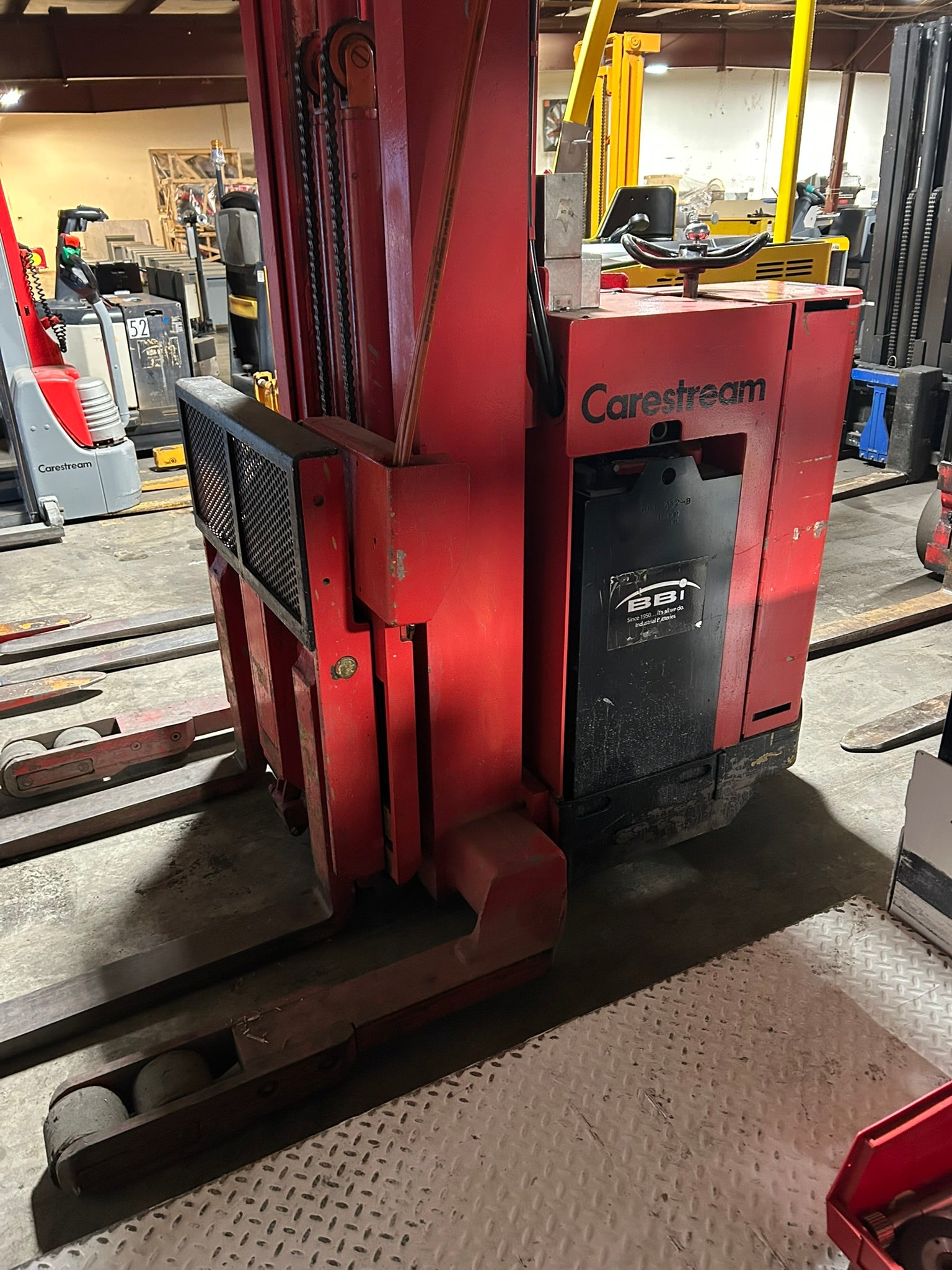 Raymond 20R40TT Electric Stand-Up Forklift Truck 4000 Lb. Capacity 24V 6034 Hrs.