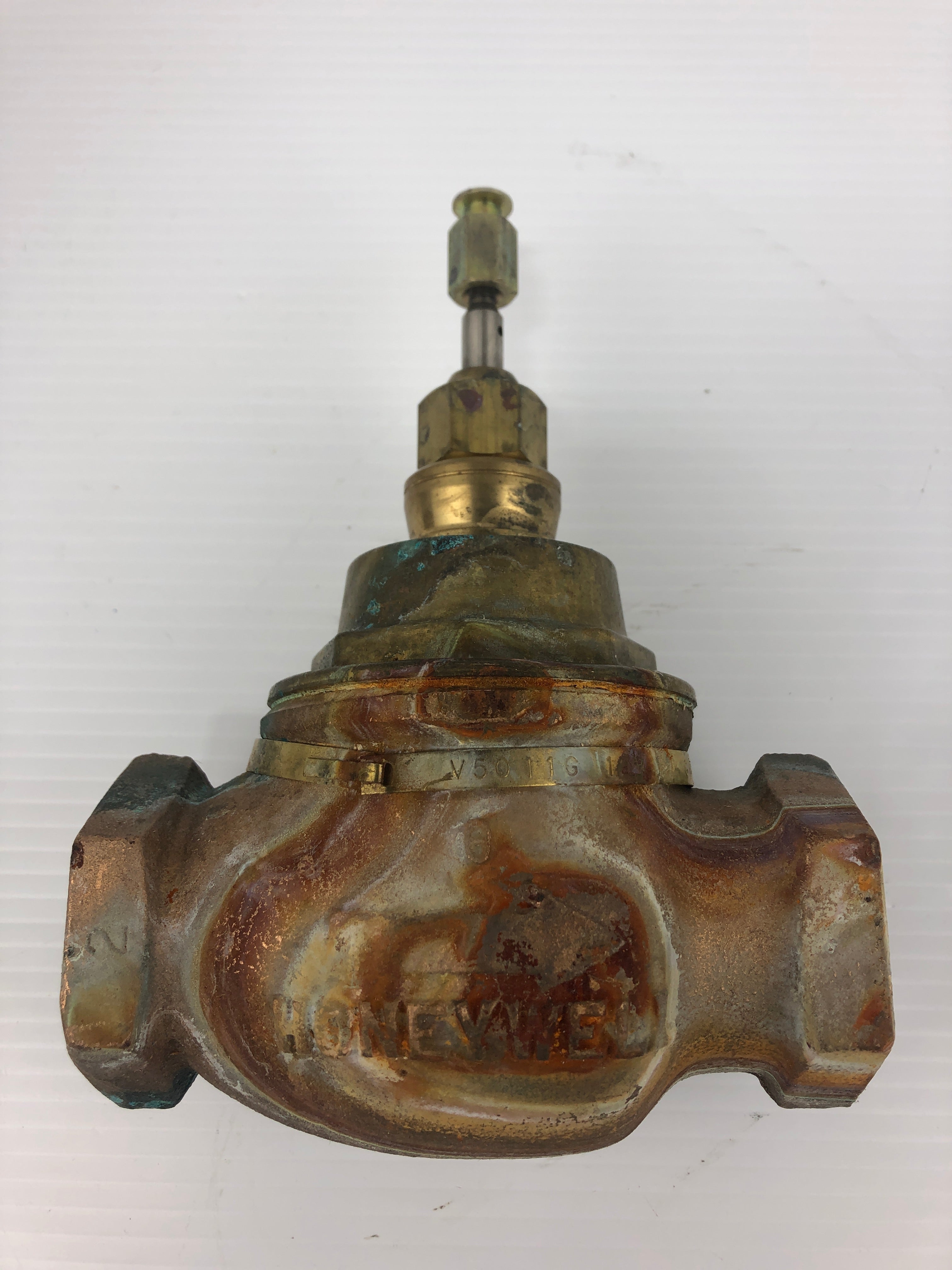 Honeywell V5011G 1228 Valve 1-1/2"