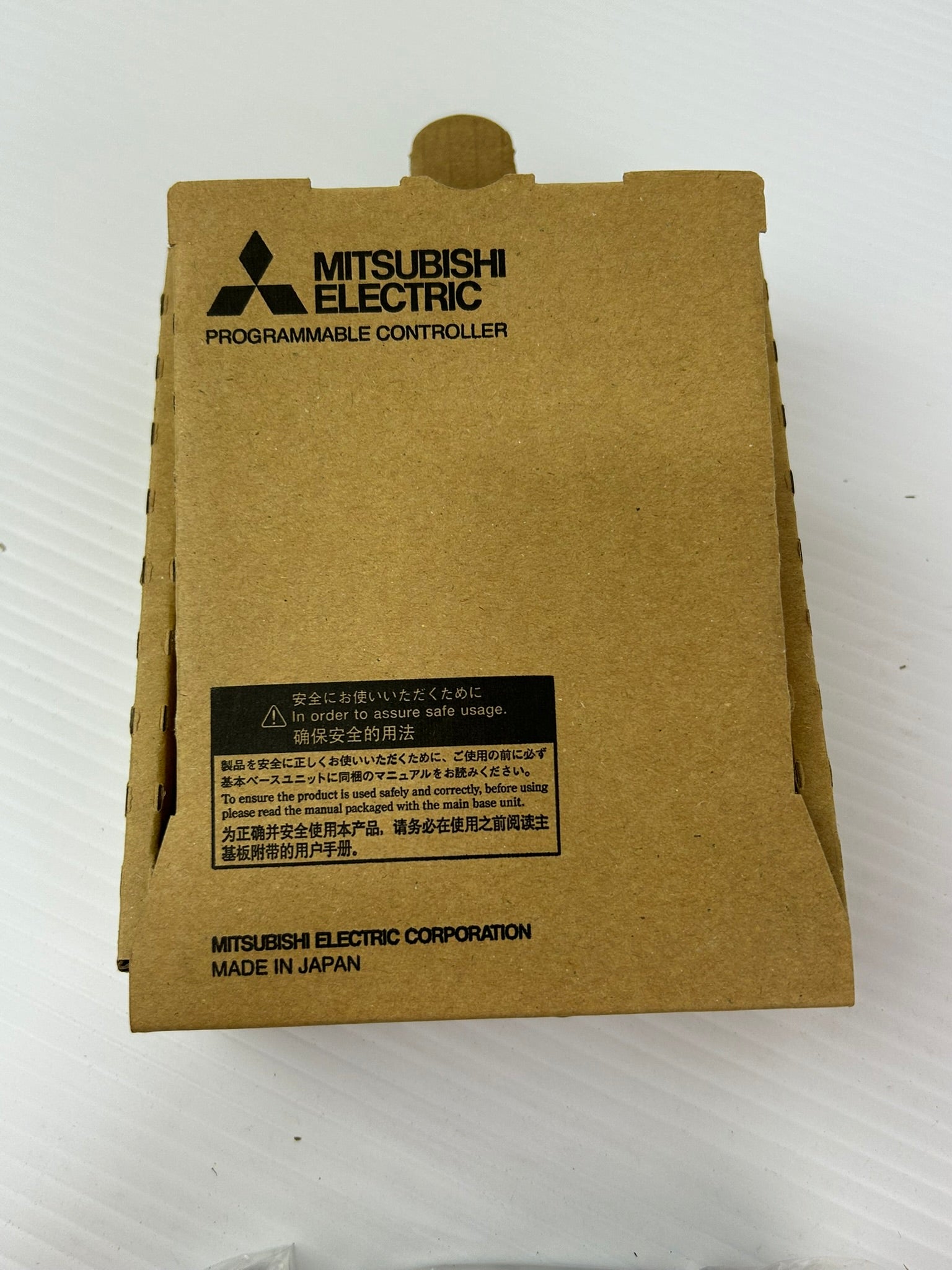 Mitsubishi RY20S6 MELSEC iQ-R 16-Point Relay Output Module PLC
