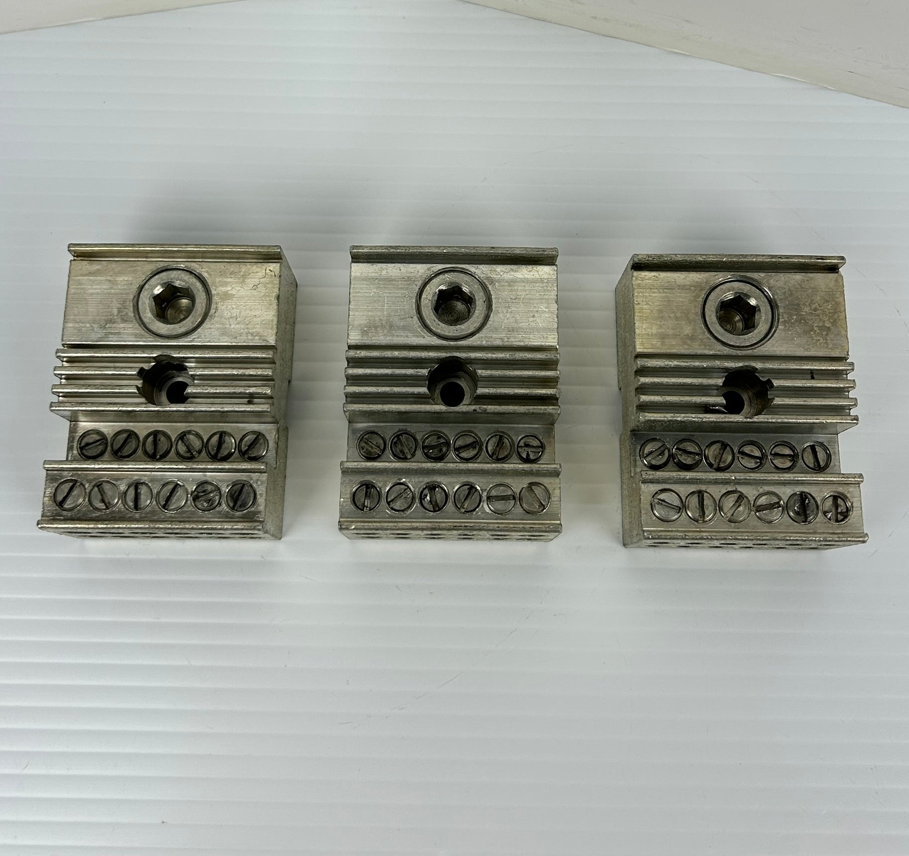 Marathon 97725 Distribution Block 500MCM-4 CU7AL - Lot of 3