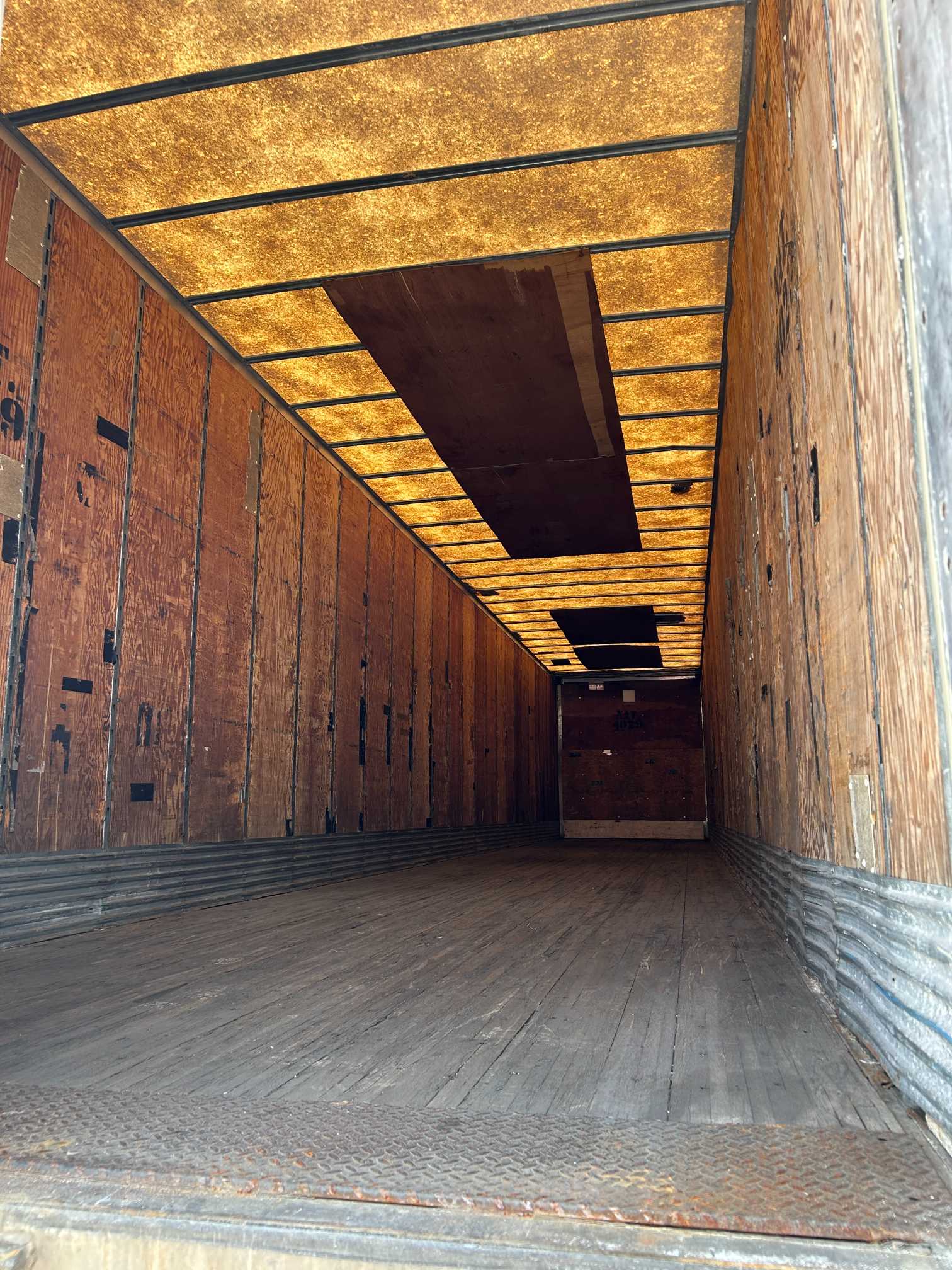 2004 Trailmobile 53' Dry Van Semi Trailer Air Ride Swing Doors 2MN01JAH941001020