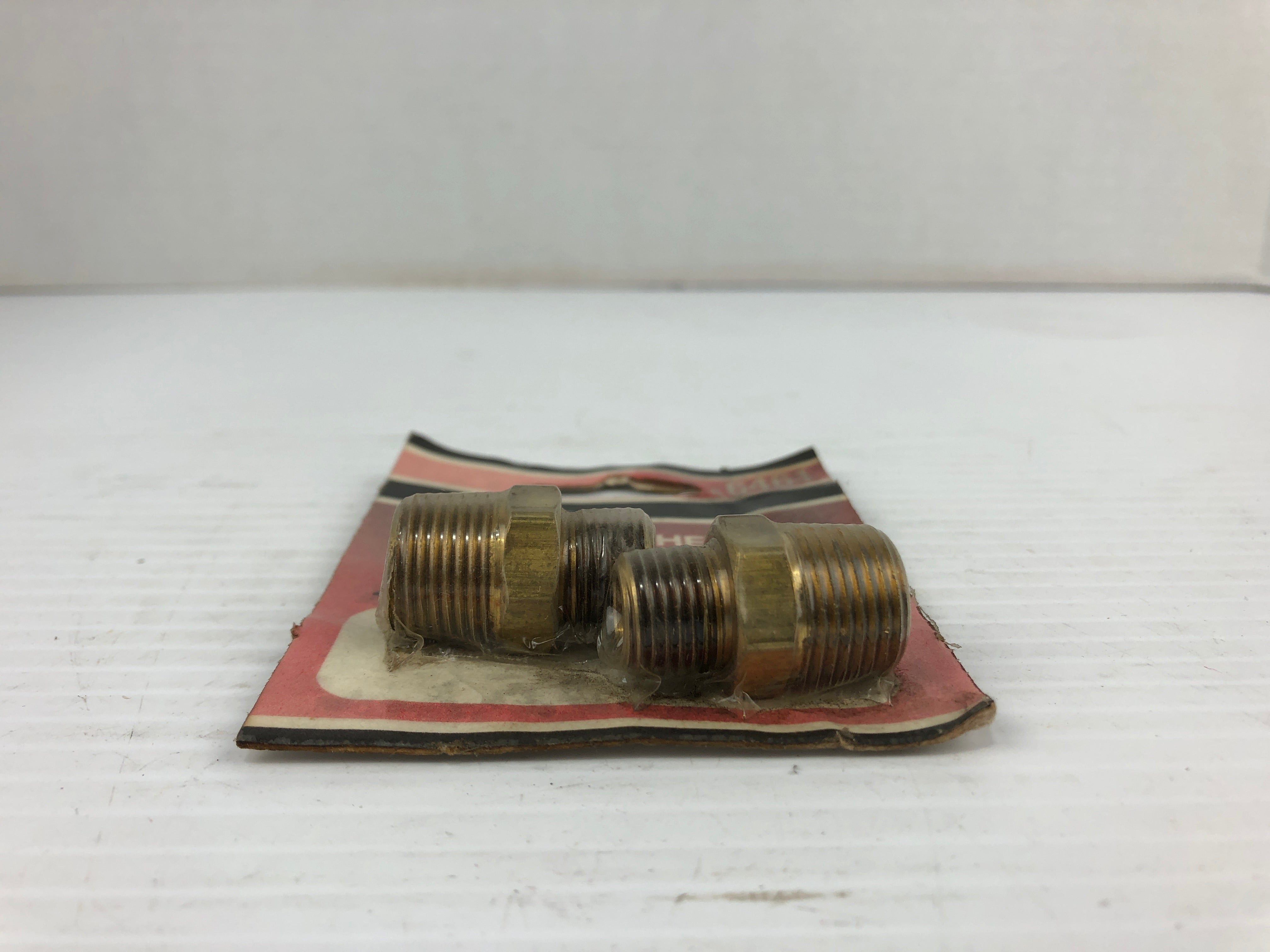 Milton s646-1 Hex Nipple Male 1/4" NPT