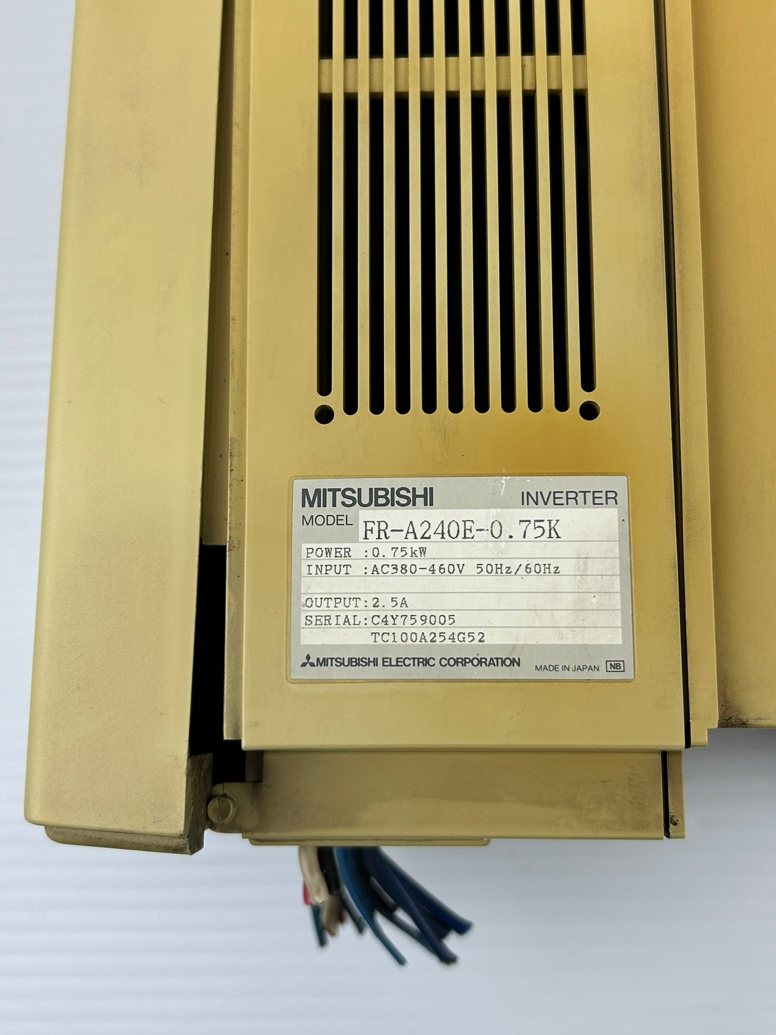 Mitsubishi FR-A240E-0.75K Inverter Freqrol A200 Drive 0.75kW Input 380-460VAC