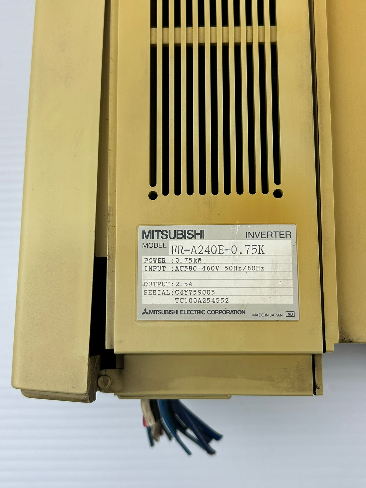 Mitsubishi FR-A240E-0.75K Inverter Freqrol A200 Drive 0.75kW Input 380-460VAC