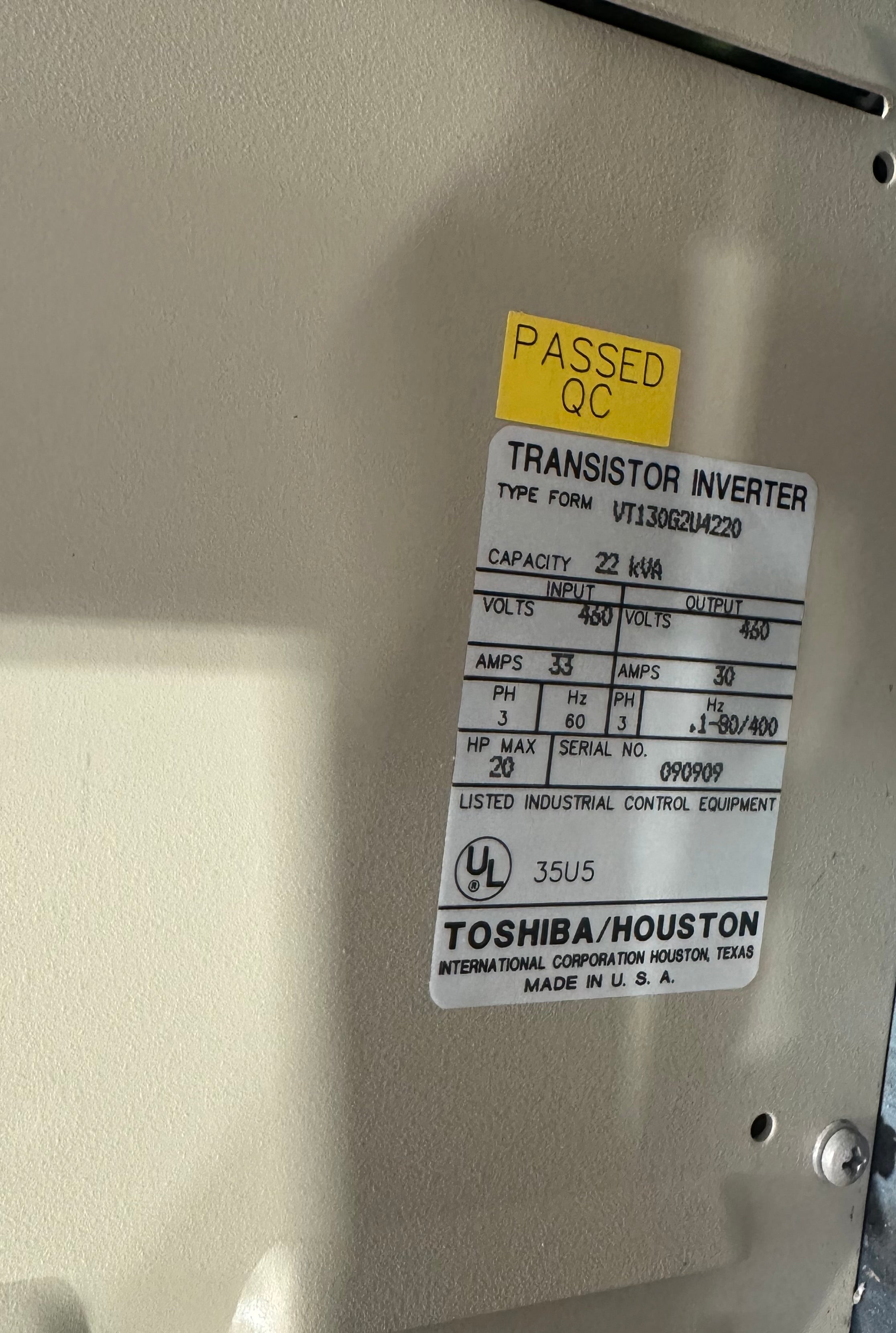 Toshiba Tosvert-130 G2 Transistor Inverter VT130G2U4220 22kVA 460V 30A 20HP 3PH