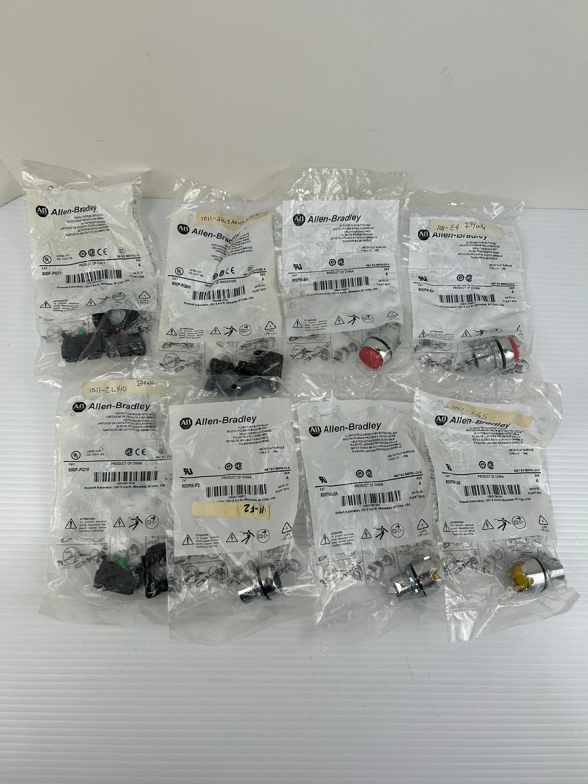Allen Bradley Push Button NEW Lot of 8 800FM-LG5 800F-PQ5W 800FM-F2 800F-PQ11