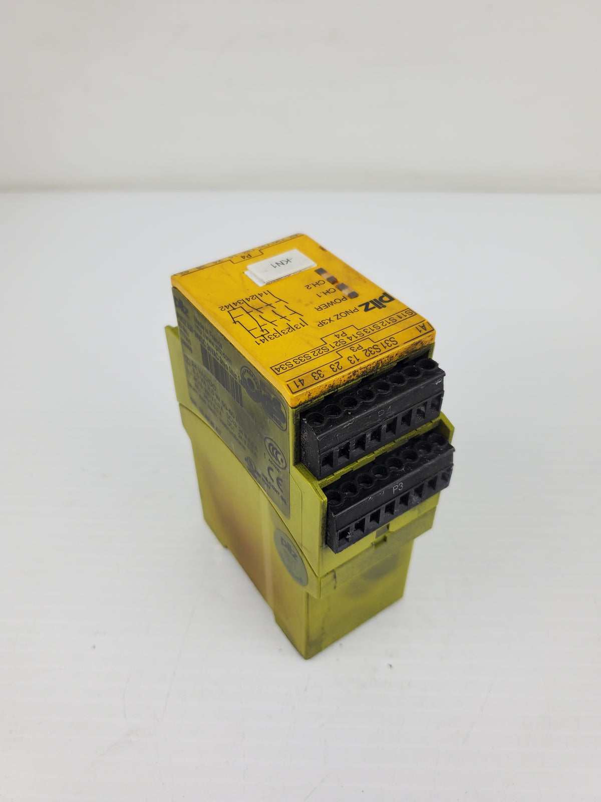 Pilz PNOZ X3P Safety Relay 24V 3n/o 1n/c 1so
