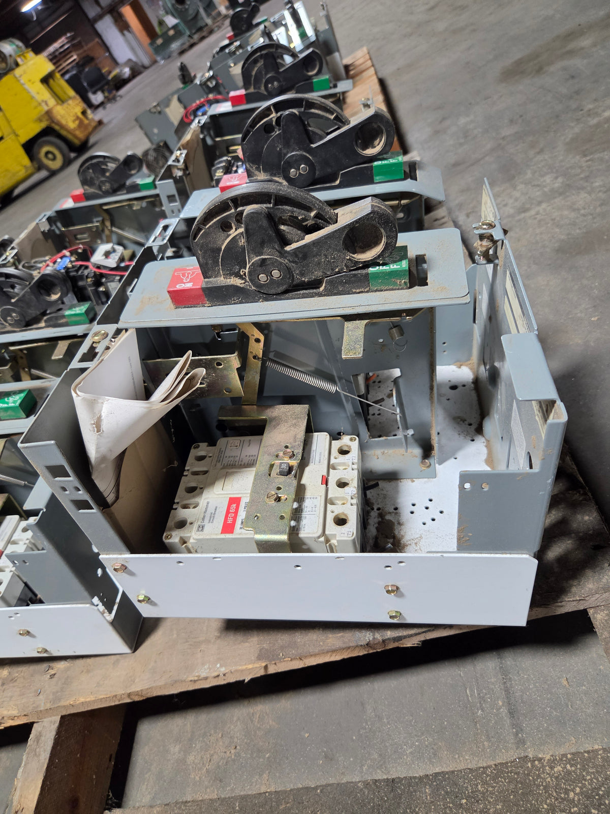 Allen Bradley 2193F-AKC MCC Bucket 30A 20A Dual Breaker Centerline 2100 No Door